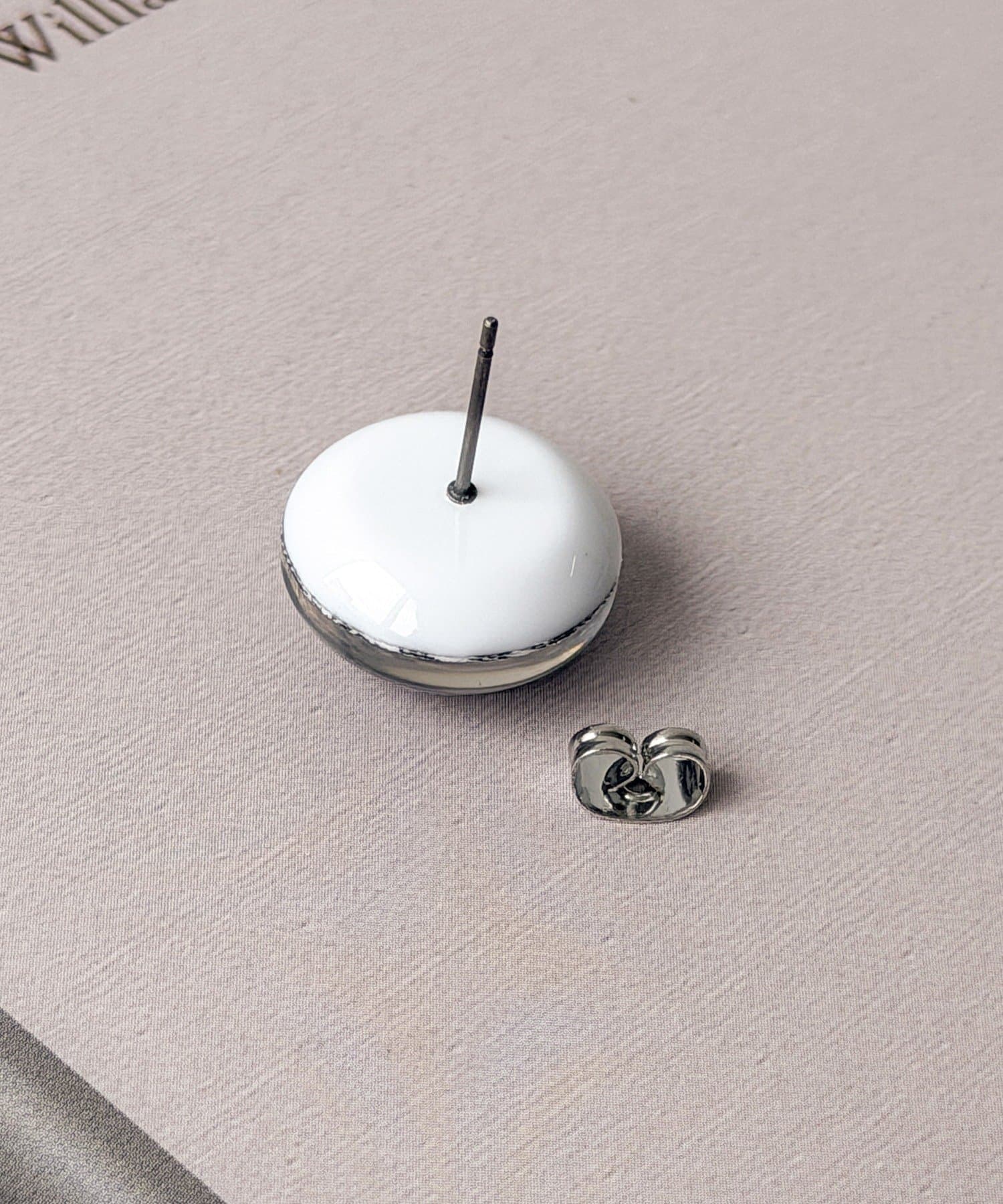 3COINS(スリーコインズ) チェック丸ボタンピアス