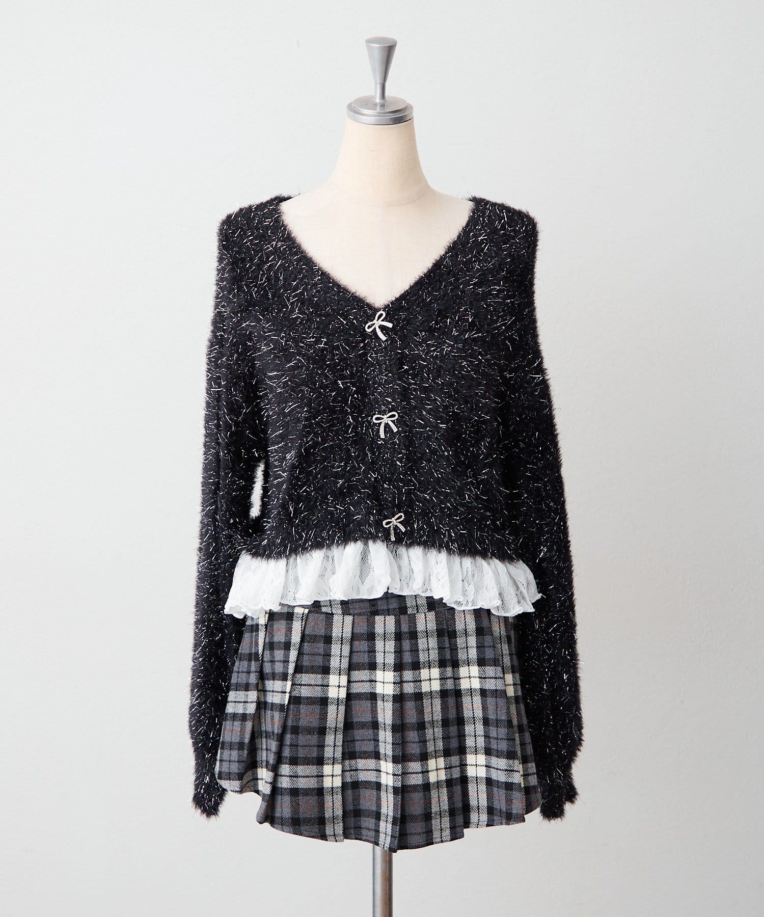 NICE CLAUP / OLIVE des OLIVE OUTLET(ナイスクラップ  / オリーブ デ オリーブ アウトレット) 【continuer】裾レースラメフェザーカーディガン