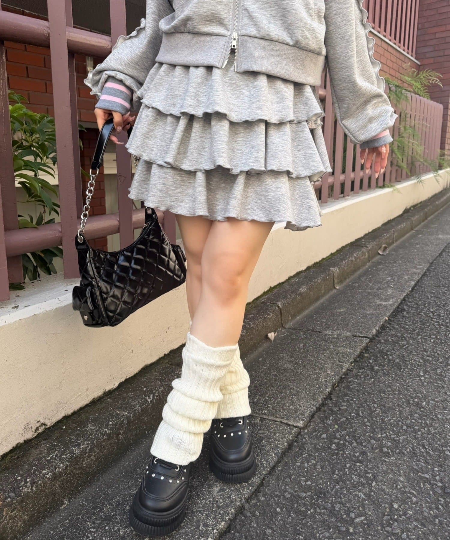 NICE CLAUP / OLIVE des OLIVE OUTLET(ナイスクラップ  / オリーブ デ オリーブ アウトレット) 【continuer】【セットアップ対応可】ラインダンボールフリルスカート