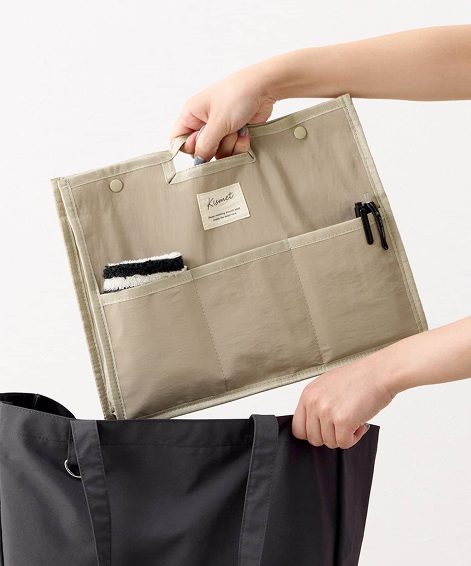 3COINS(スリーコインズ) 《ポケット9つ》Bag in Bag／推し活