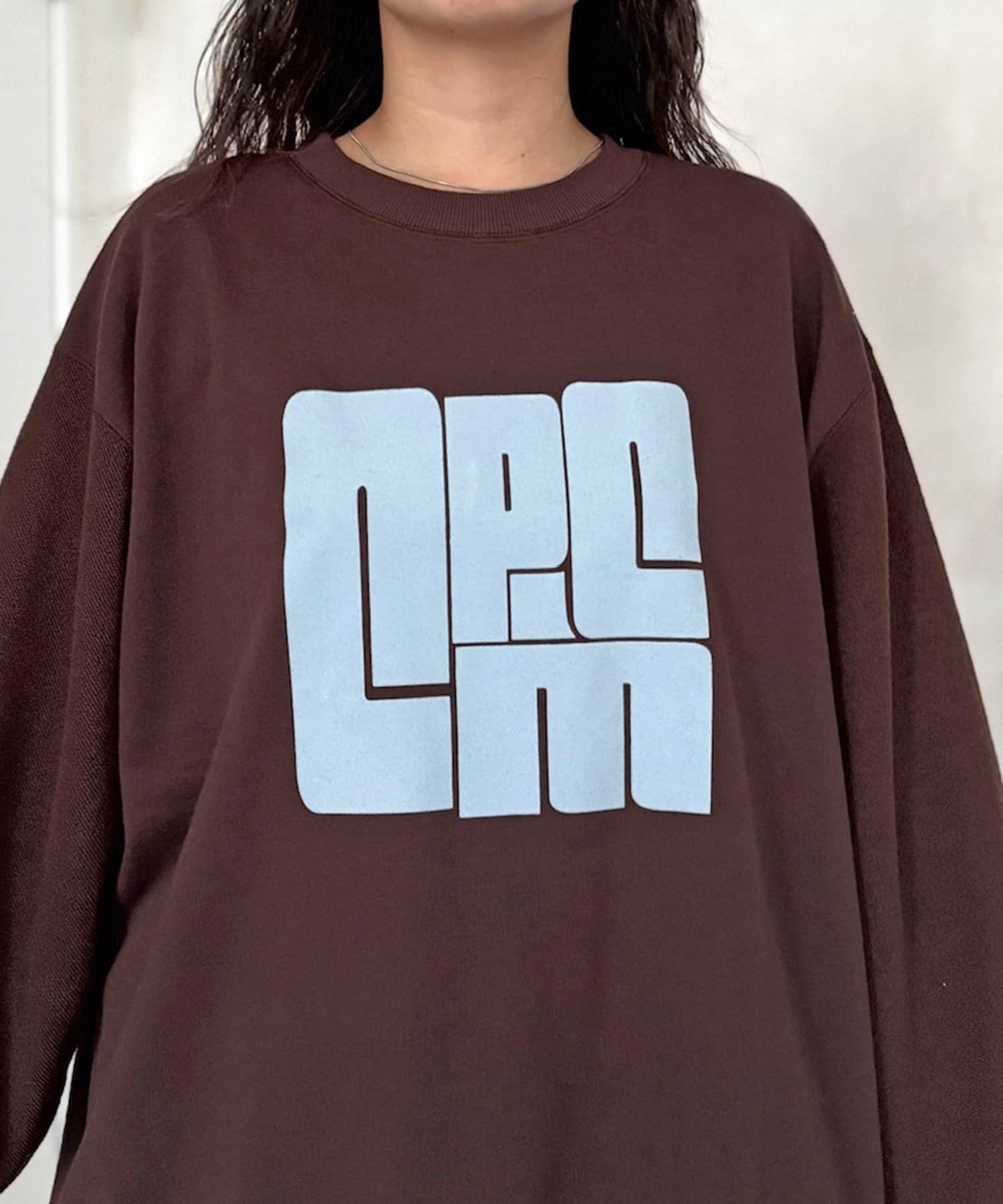 CPCM(シーピーシーエム) フロッキーロゴ裏毛プルオーバー
