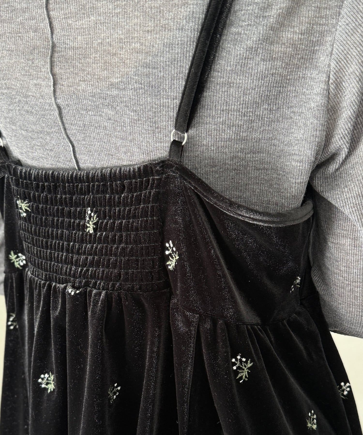 CPCM(シーピーシーエム) 【セットアップ着用可】小花刺繍ベロアイレヘムキャミ