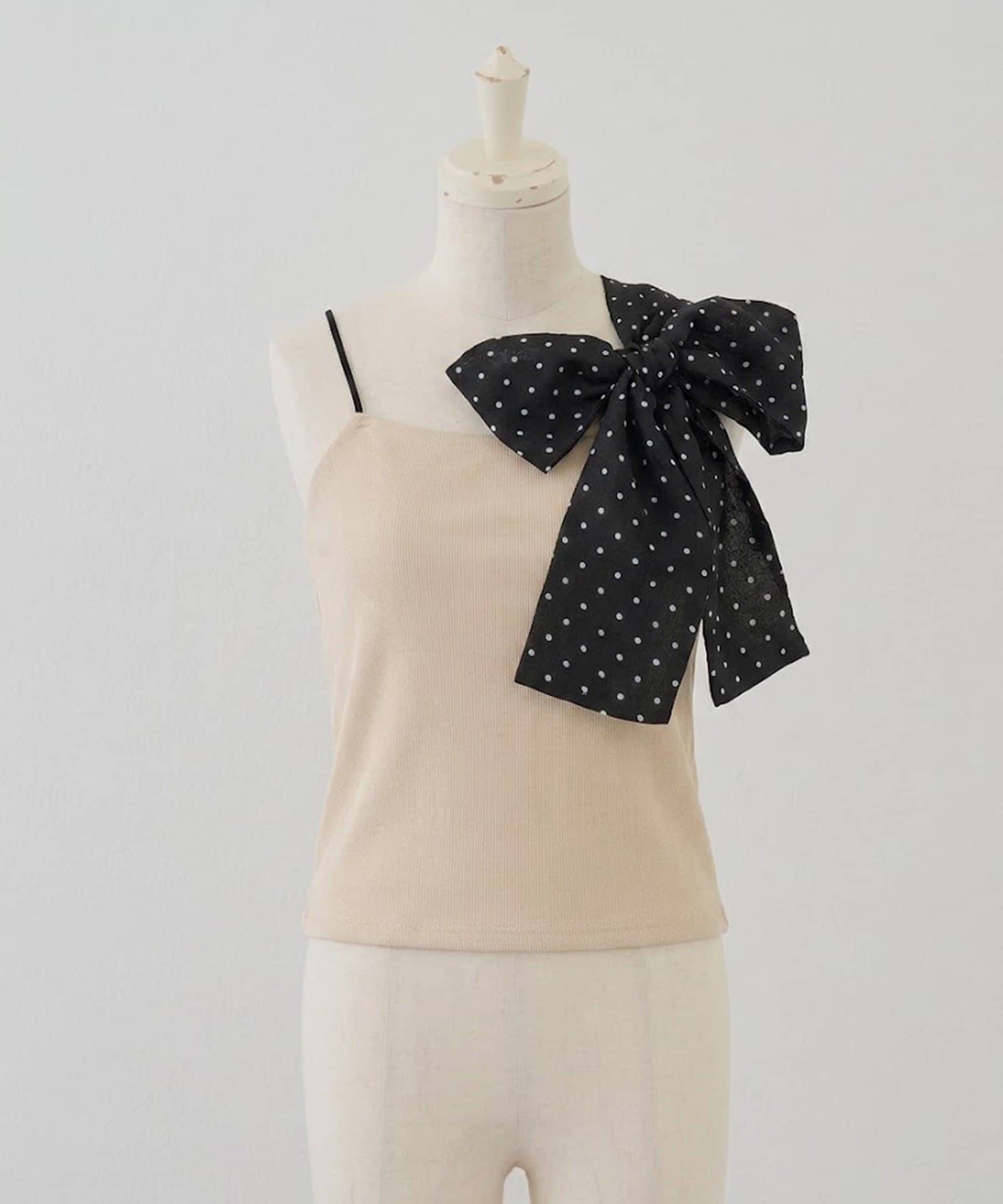 NICE CLAUP / OLIVE des OLIVE OUTLET(ナイスクラップ  / オリーブ デ オリーブ アウトレット) 【one after another】 肩リボンキャミソール