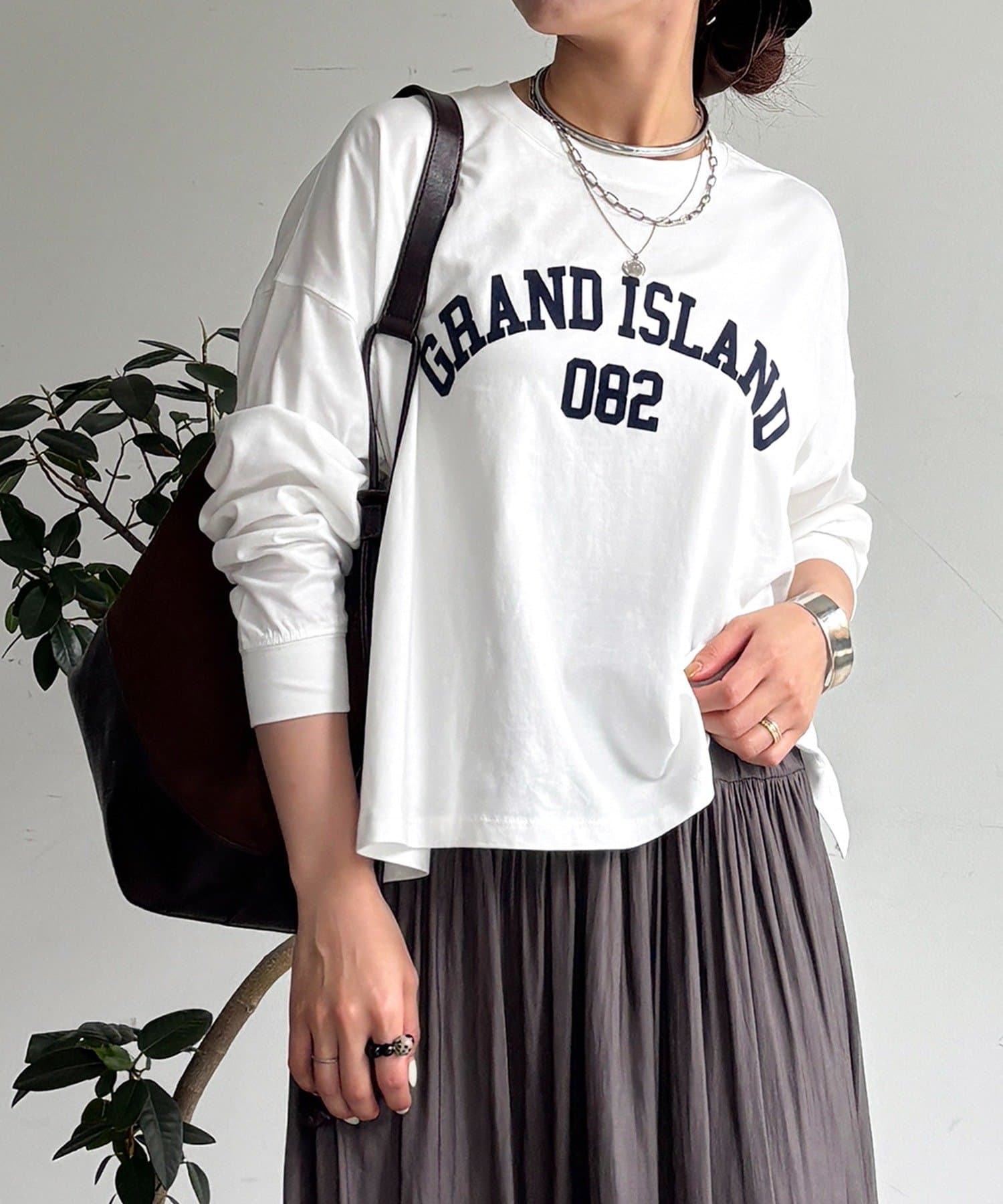 un dix cors(アンディコール) ワイドロゴTEE