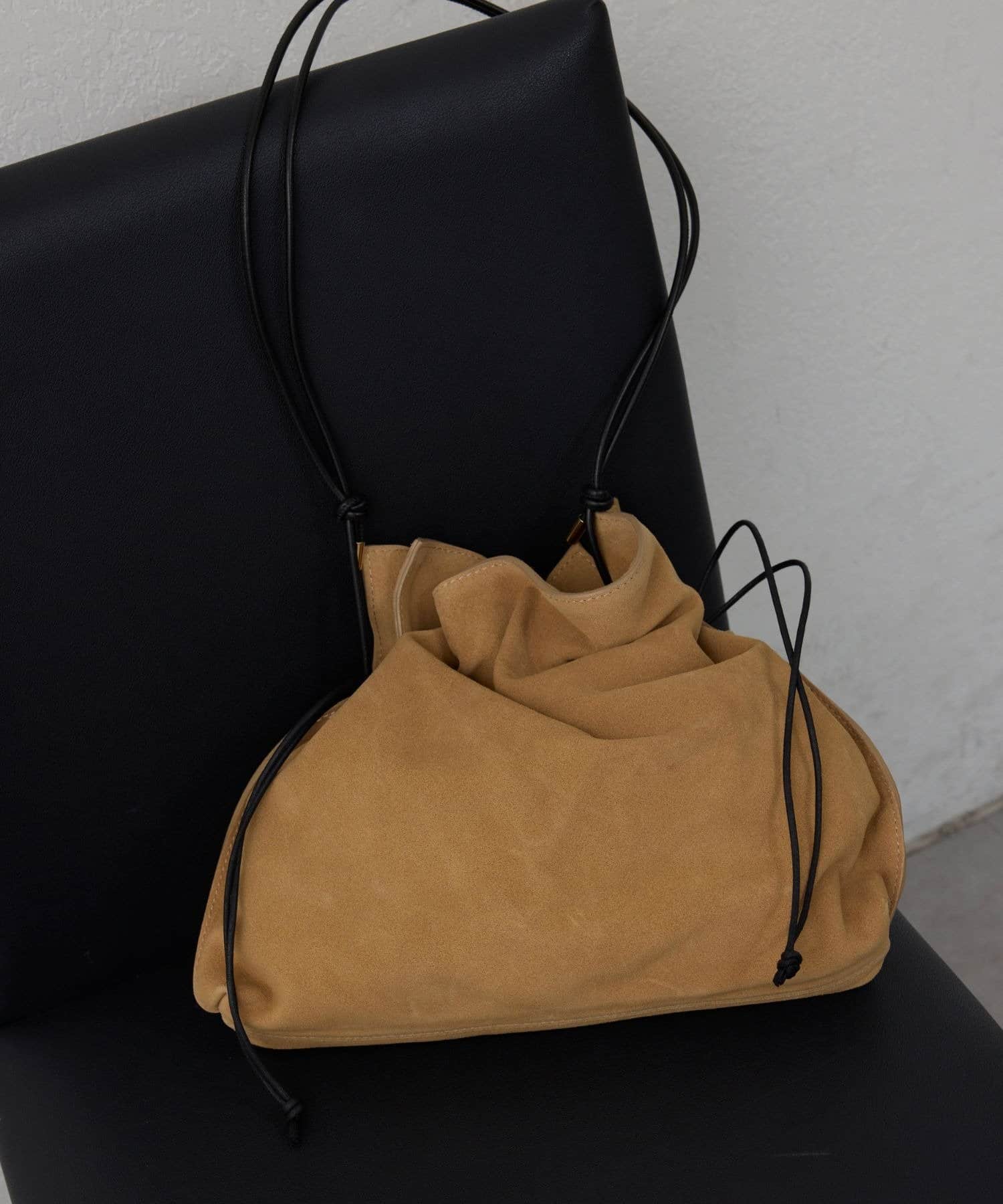 【Anita Bilardi】スエードクラッチバッグ