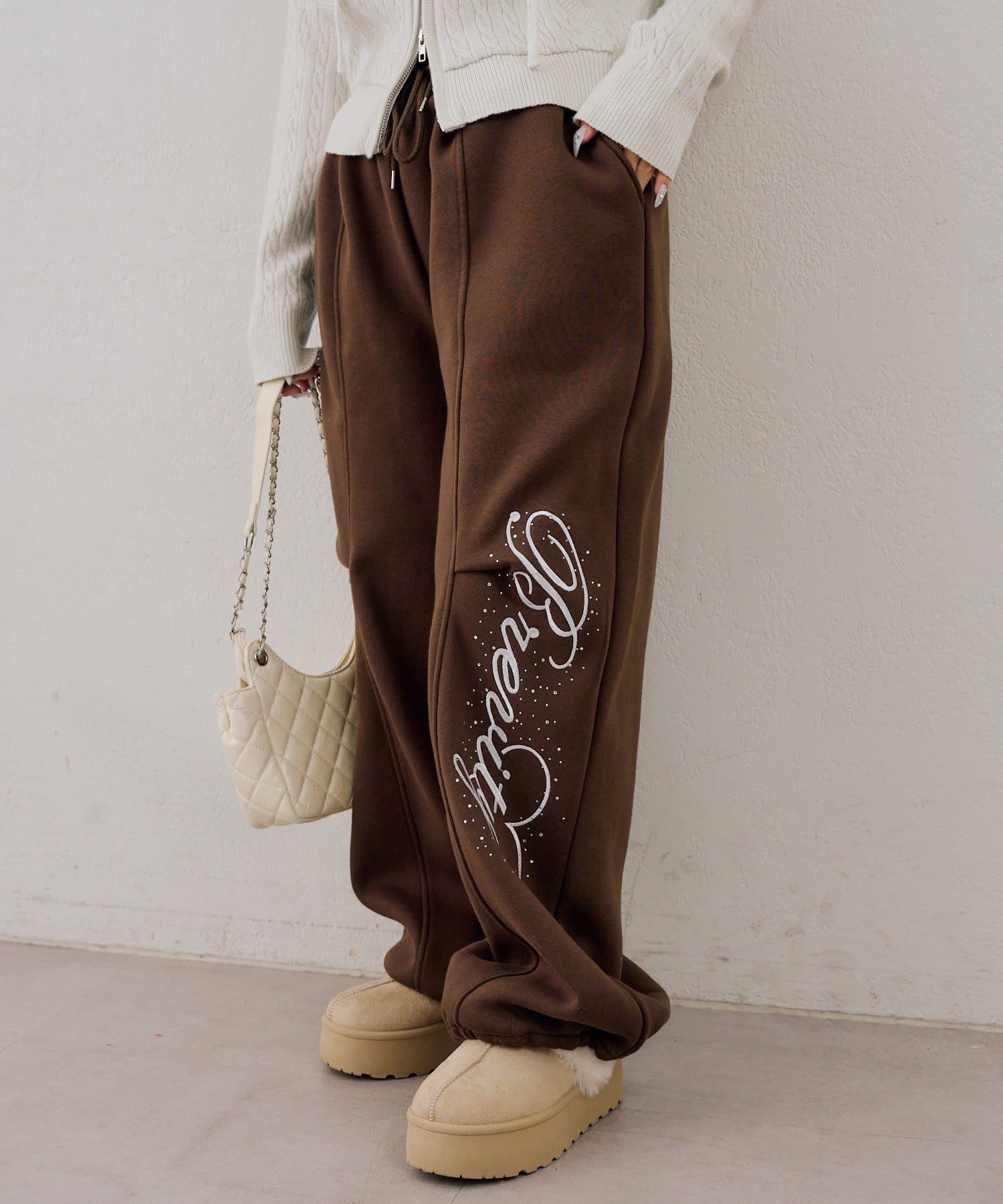 NICE CLAUP / OLIVE des OLIVE OUTLET(ナイスクラップ  / オリーブ デ オリーブ アウトレット) 【continuer】ロゴスウェットパンツ
