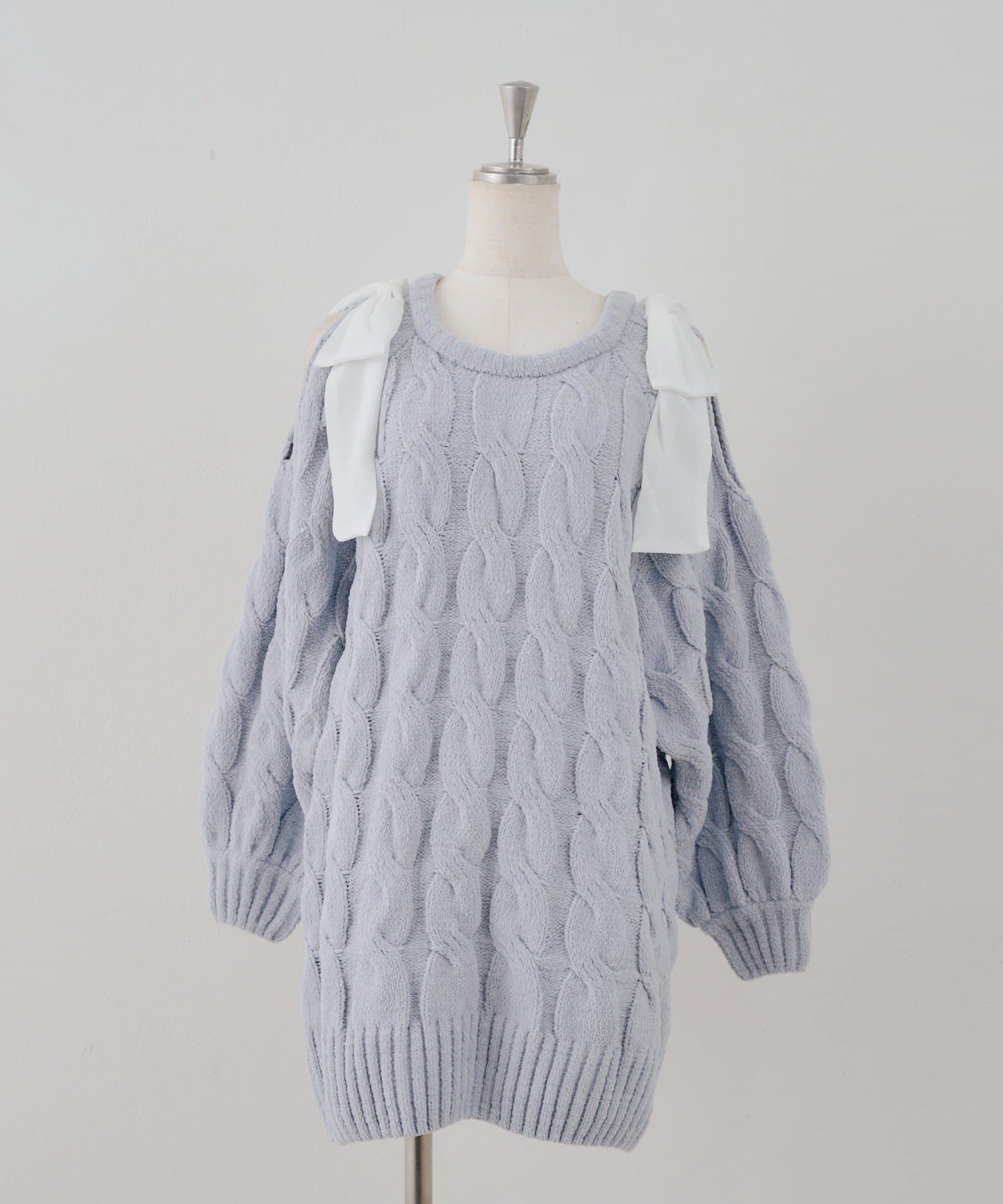 NICE CLAUP / OLIVE des OLIVE OUTLET(ナイスクラップ  / オリーブ デ オリーブ アウトレット) 【continuer】肩開きリボンケーブルニットワンピース