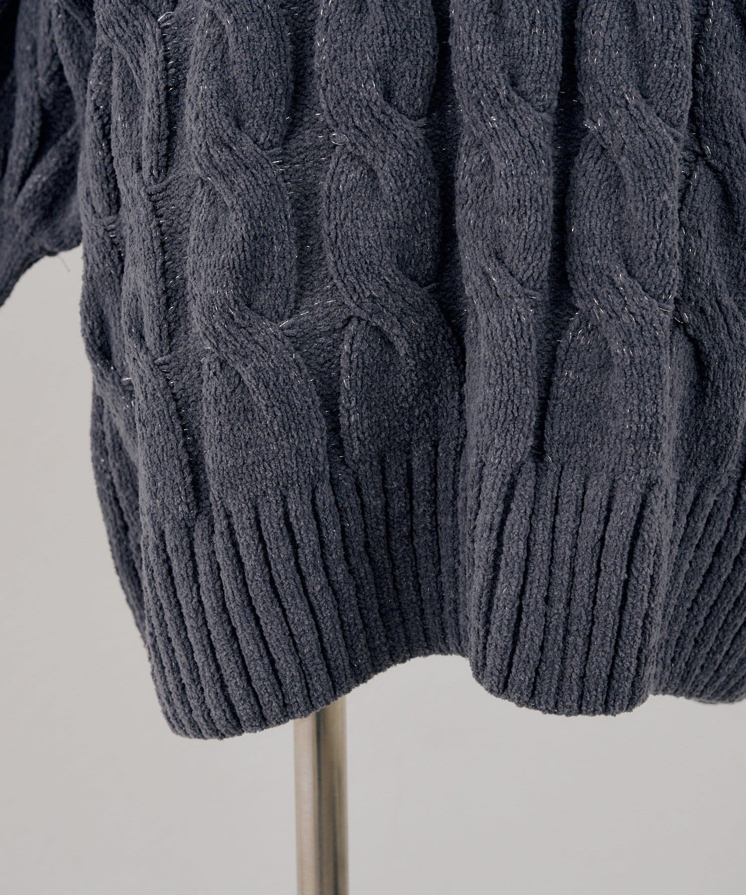 NICE CLAUP / OLIVE des OLIVE OUTLET(ナイスクラップ  / オリーブ デ オリーブ アウトレット) 【continuer】肩開きリボンケーブルニットワンピース