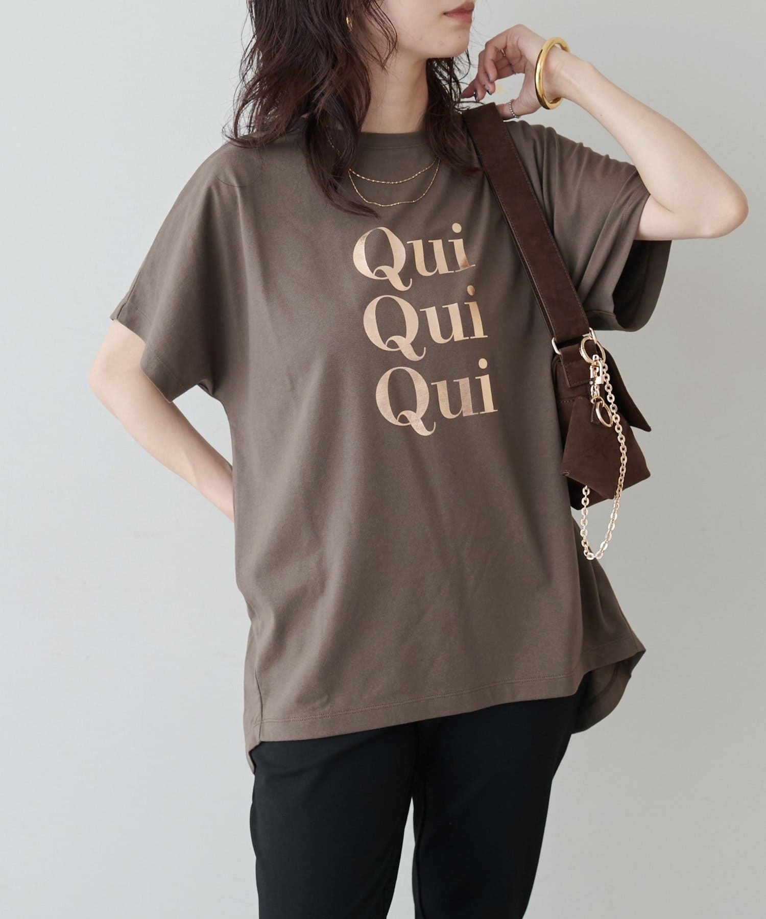 NICE CLAUP / OLIVE des OLIVE OUTLET(ナイスクラップ  / オリーブ デ オリーブ アウトレット) 【LARUTA】汗染み防止バックスリットロゴT