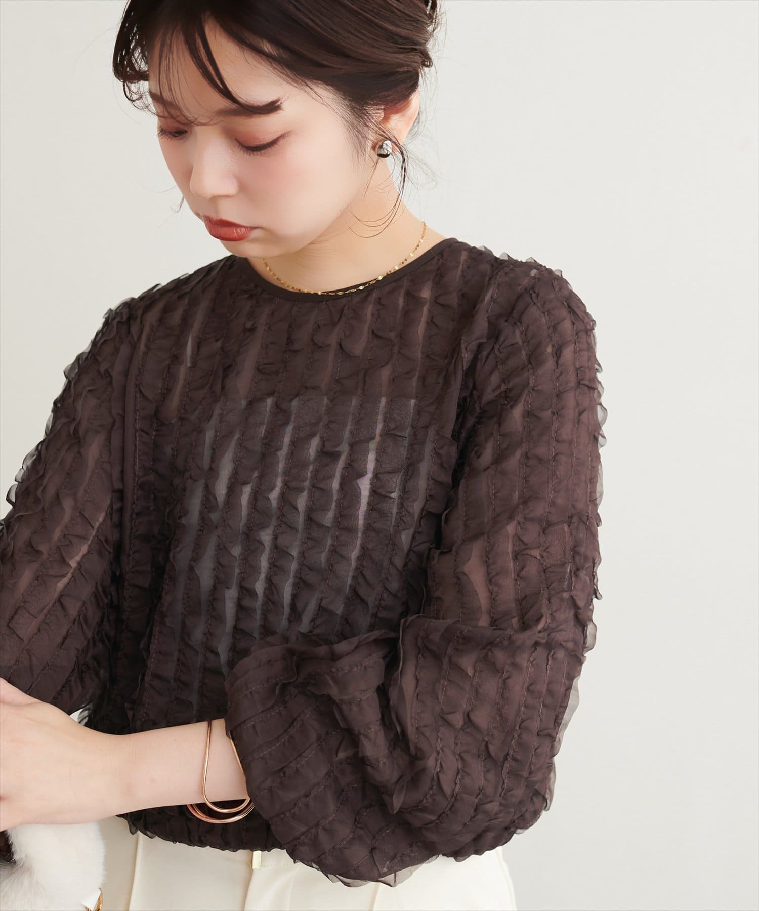 natural couture(ナチュラルクチュール) キャッチーな波々フリル２WAYブラウス