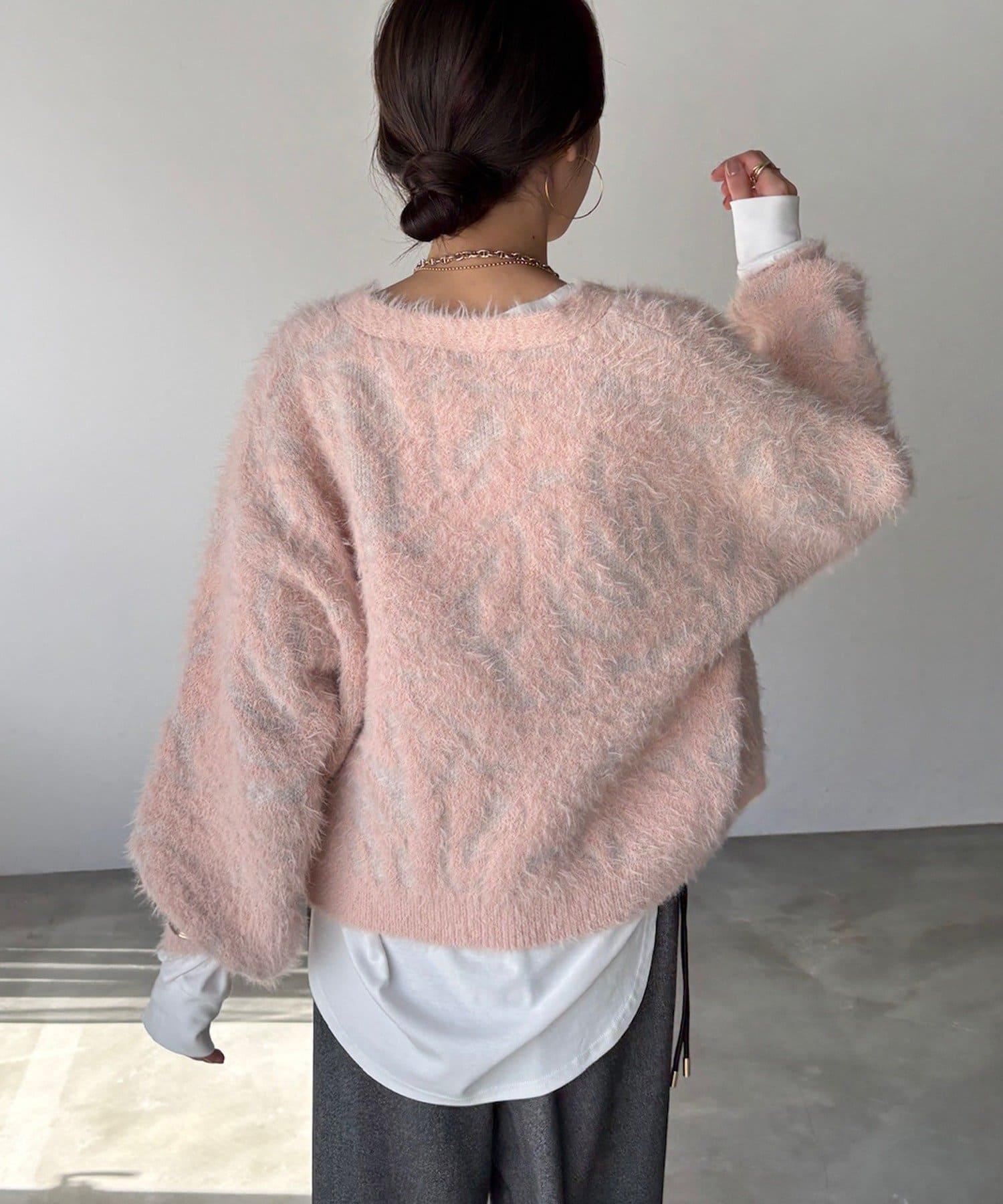 DOUDOU(ドゥドゥ) ヘアリージャガードGOLDボタンカーディガン