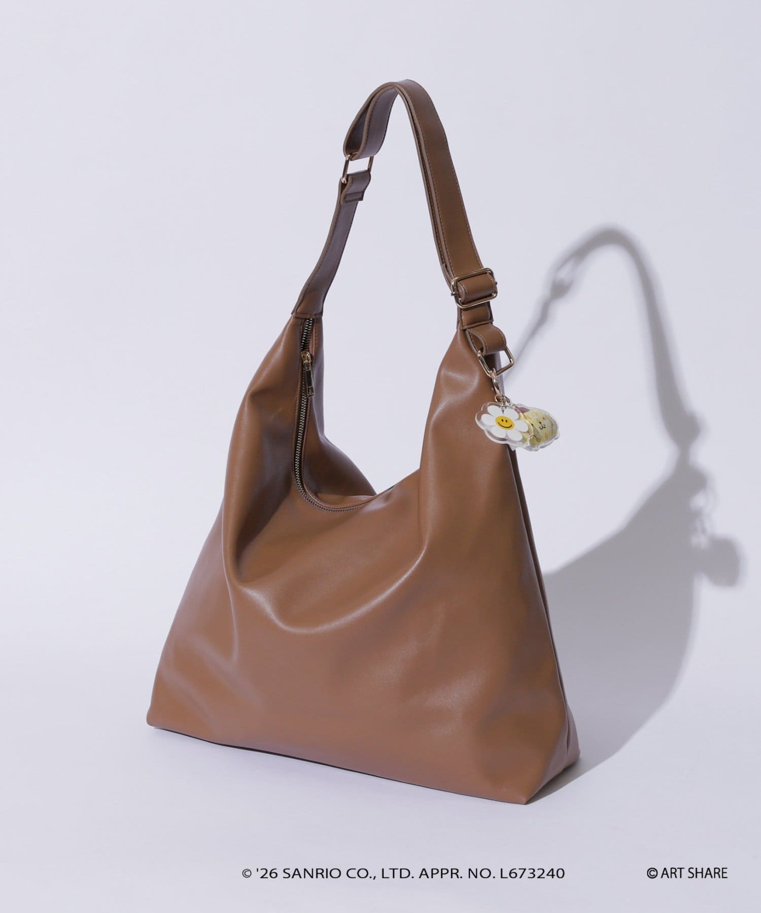 CIAOPANIC TYPY(チャオパニックティピー) サンリオキャラクターズ ❘ wiggle wiggle ❘ CIAOPANIC TYPY フェイクレザーショルダーBAG