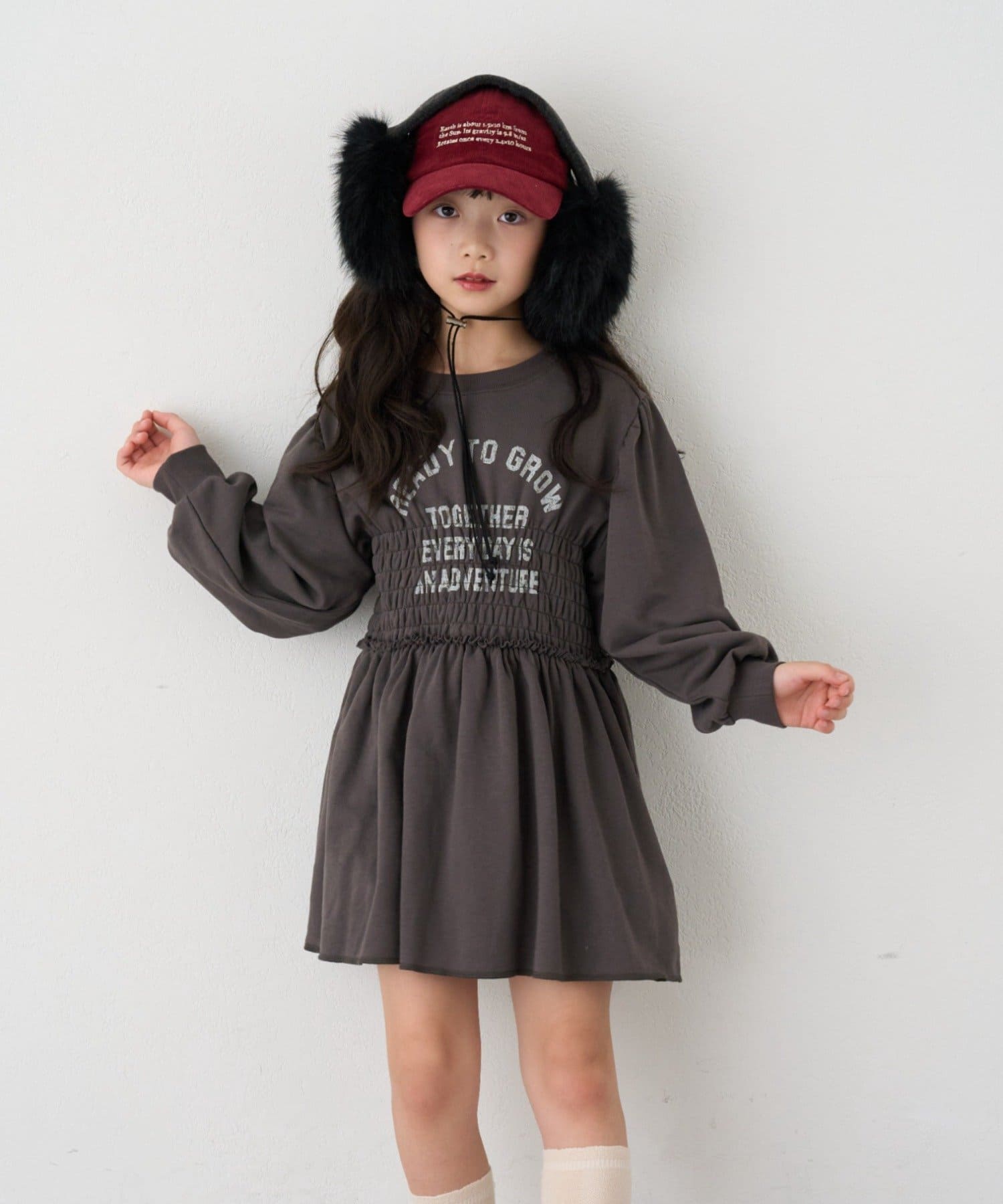 CIAOPANIC TYPY(チャオパニックティピー) 【26Winter展示会 出展商品】【KIDS】ミニ裏毛シャーリングかすれロゴミニワンピチュニック