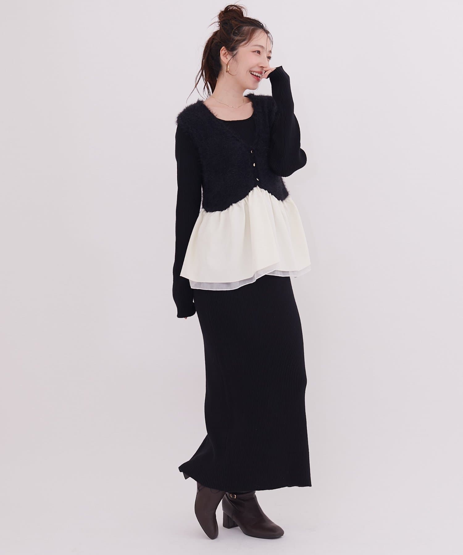 natural couture(ナチュラルクチュール) 異素材ペプラムベスト×ニットワンピース