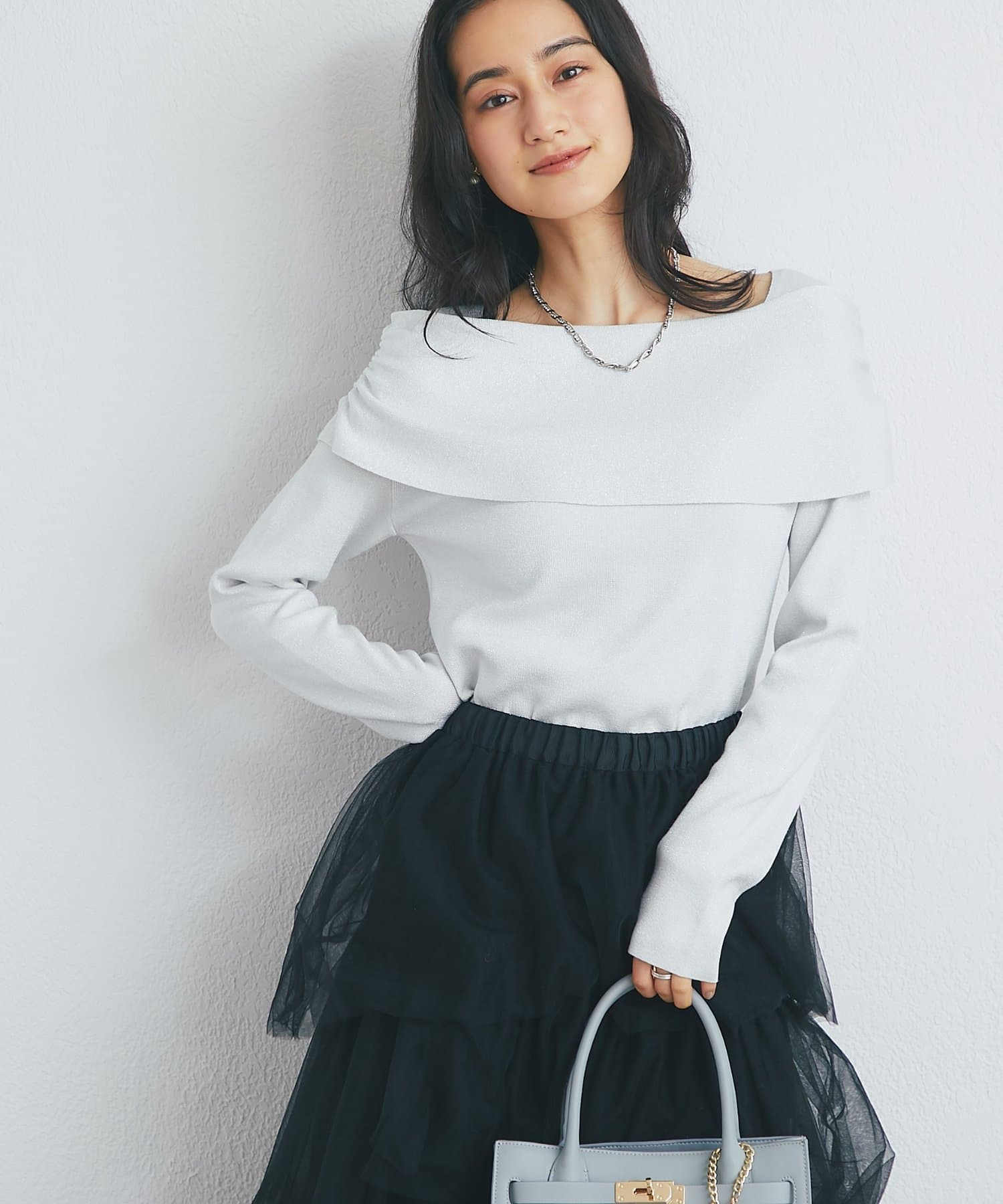 La boutique BonBon(ラブティックボンボン) ラメオフショルマチ入りニット