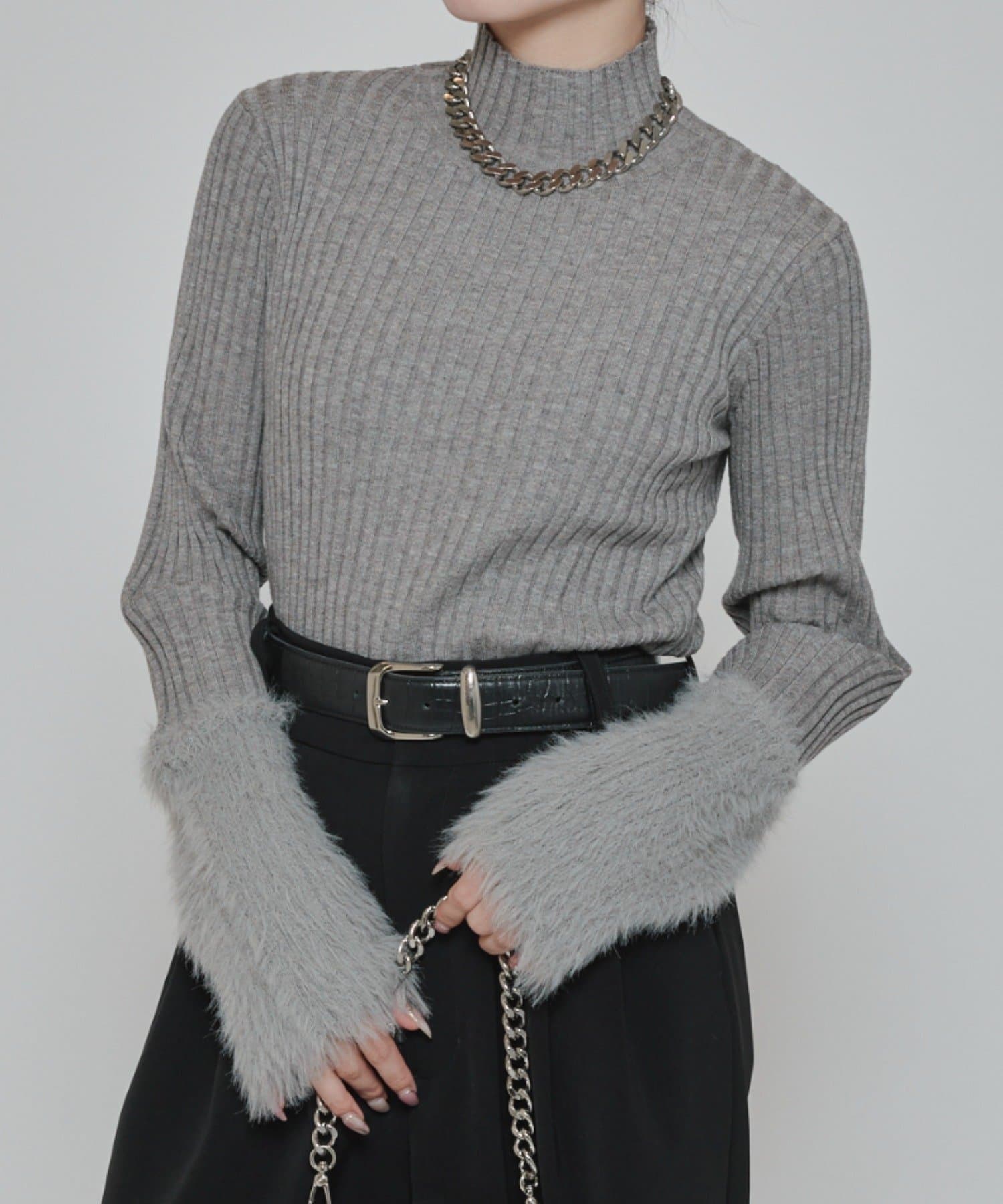 Lui's(ルイス) 袖フェザーリブタートルニット 26aw