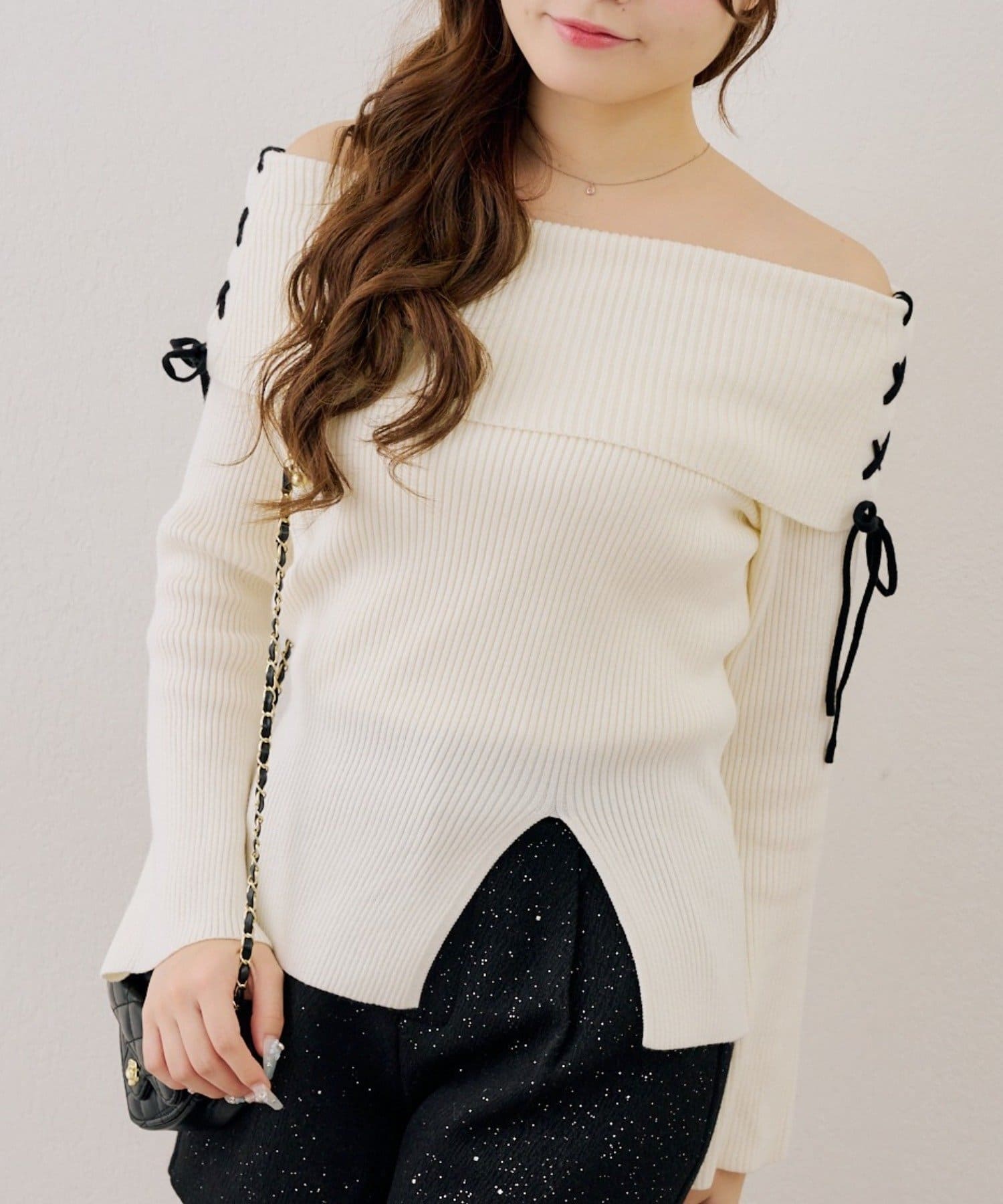 NICE CLAUP / OLIVE des OLIVE OUTLET(ナイスクラップ  / オリーブ デ オリーブ アウトレット) 【@reve.perle_/@nc_runa0119企画】オフショルニット