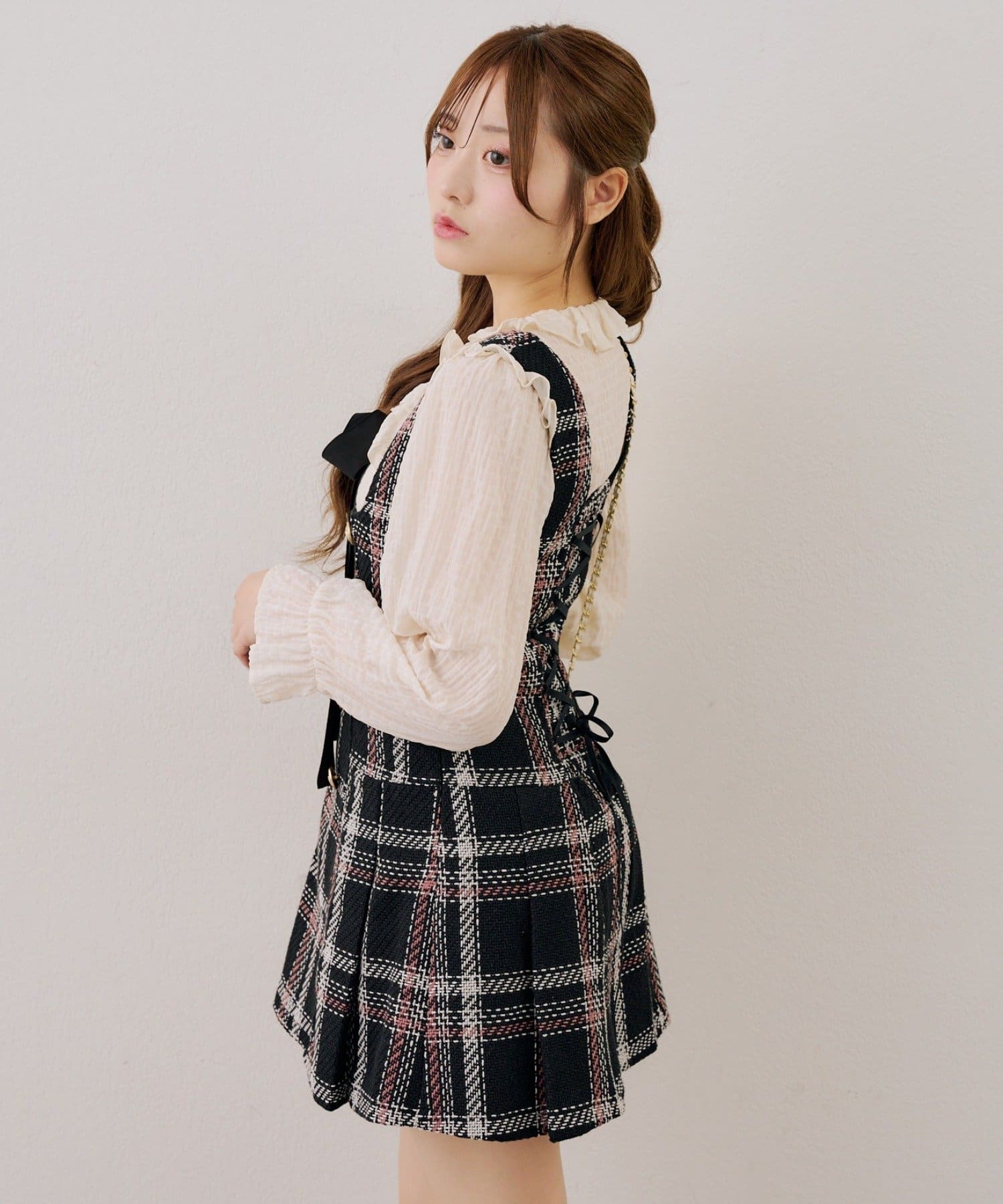 NICE CLAUP / OLIVE des OLIVE OUTLET(ナイスクラップ  / オリーブ デ オリーブ アウトレット) 【continuer】バックレースアップミニワンピース