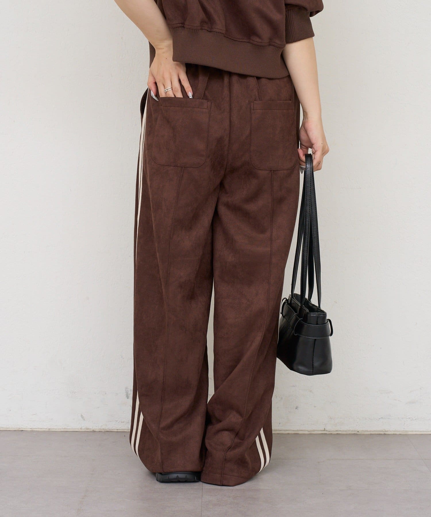 NICE CLAUP / OLIVE des OLIVE OUTLET(ナイスクラップ  / オリーブ デ オリーブ アウトレット) 【ANOTHER BRANCH】セットアップ可能スエードサイドラインパンツ