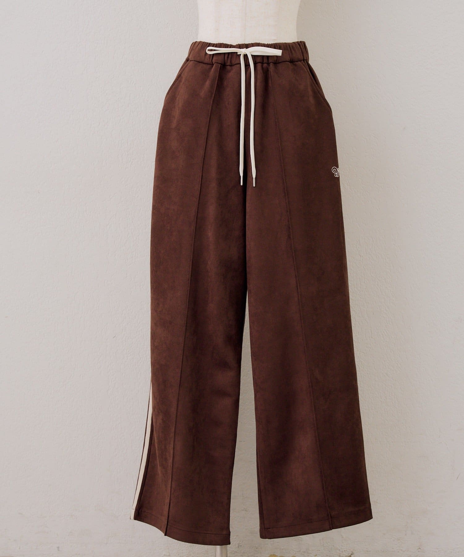 NICE CLAUP / OLIVE des OLIVE OUTLET(ナイスクラップ  / オリーブ デ オリーブ アウトレット) 【ANOTHER BRANCH】セットアップ可能スエードサイドラインパンツ