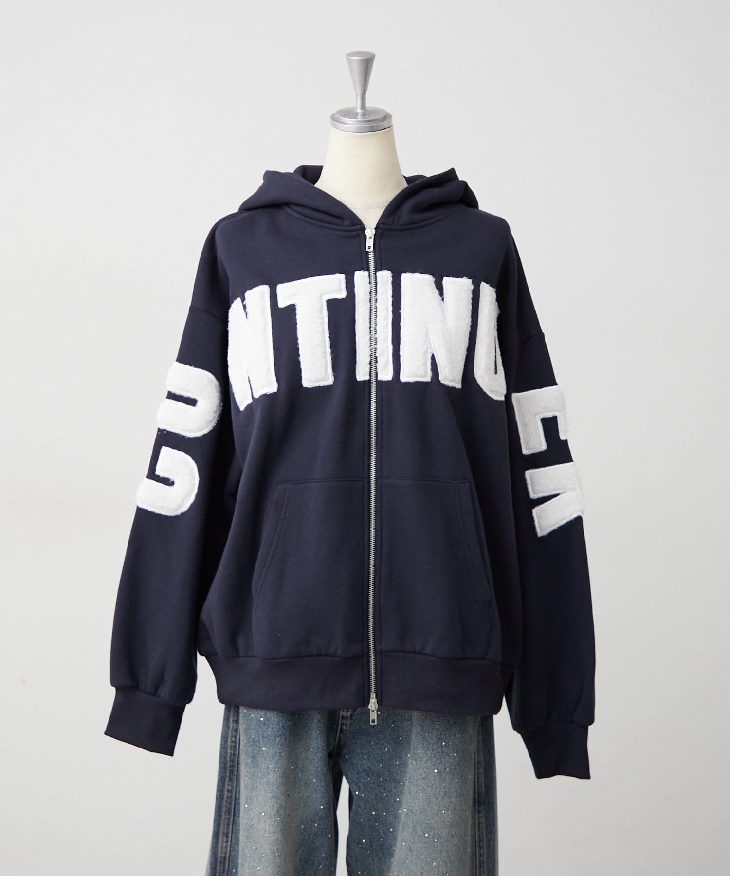 NICE CLAUP / OLIVE des OLIVE OUTLET(ナイスクラップ  / オリーブ デ オリーブ アウトレット) 【continuer】ファーロゴZIPUPパーカー