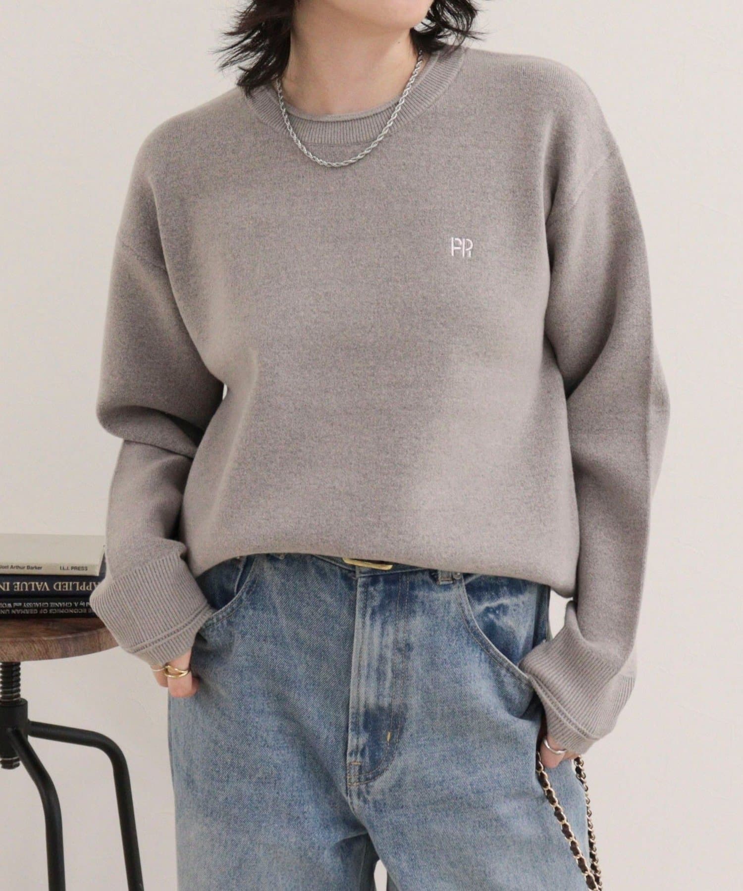 FREDY & GLOSTER(フレディ アンド グロスター) 【WEB限定】FR刺繍スウェットニットプルオーバー