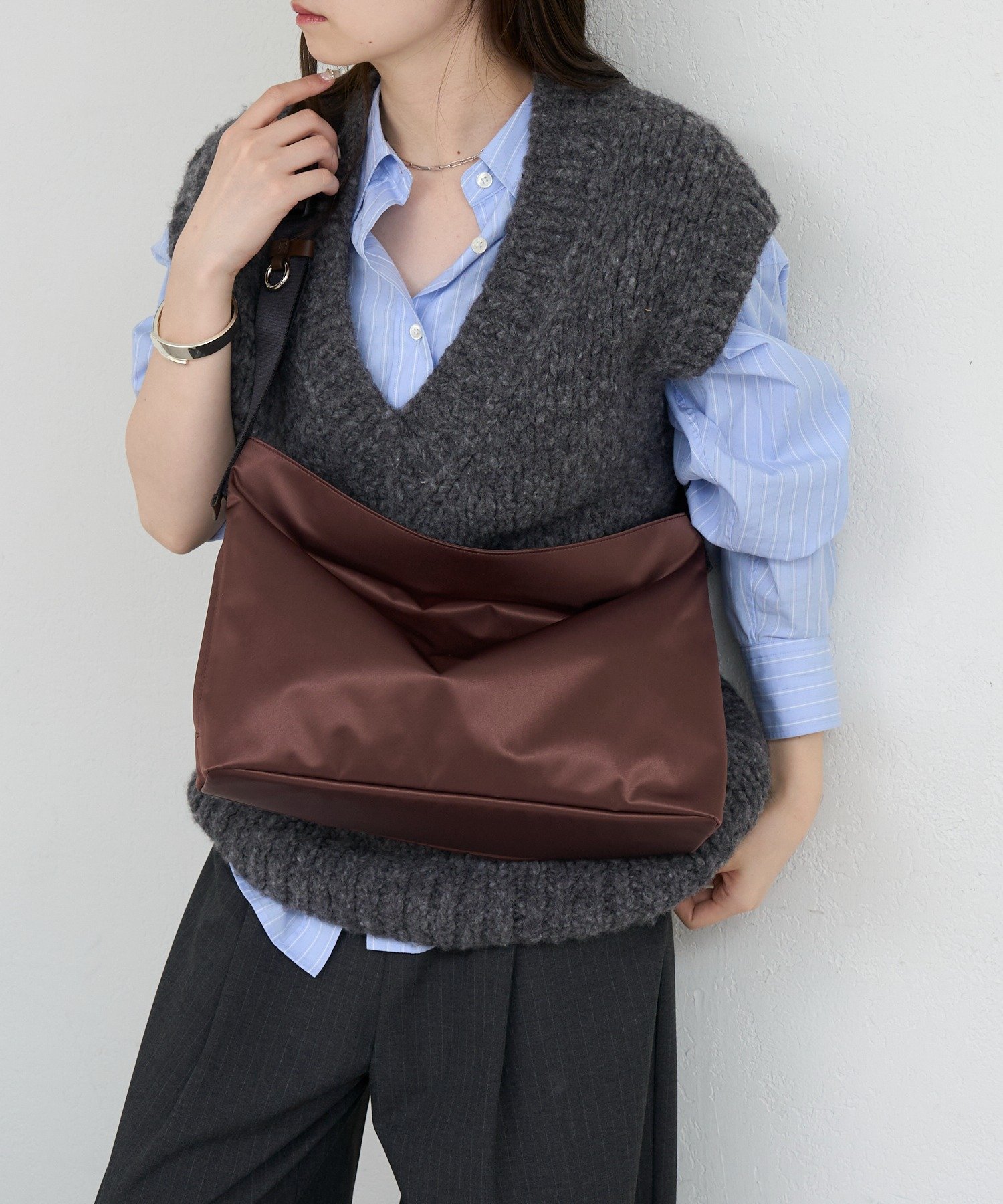 russet(ラシット) 11/3(火) 12:00予約スタート【撥水】《軽量・370g》バックル2WAY横型ショルダーバッグ