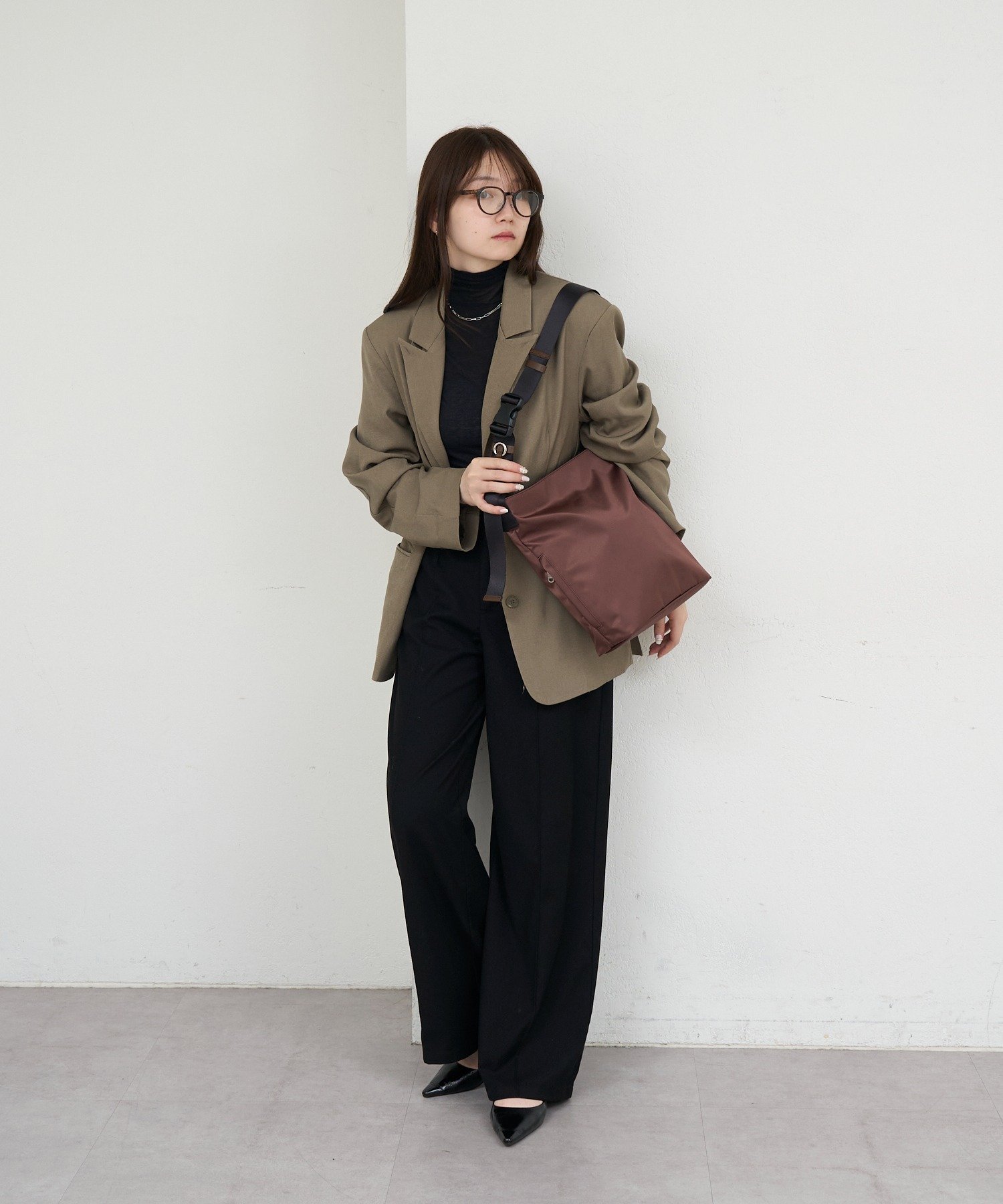 russet(ラシット) 11/3(火) 12:00予約スタート【撥水】《軽量/330g》バックル2WAY縦型ショルダーバッグ