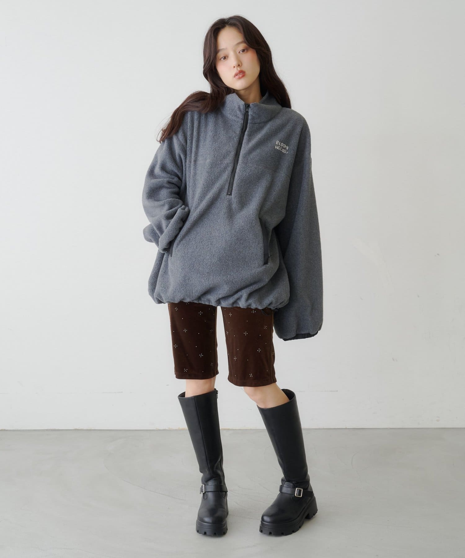 Kastane(カスタネ) 【9.27(日)0:00発売】ランダムスタッズバイカーパンツ