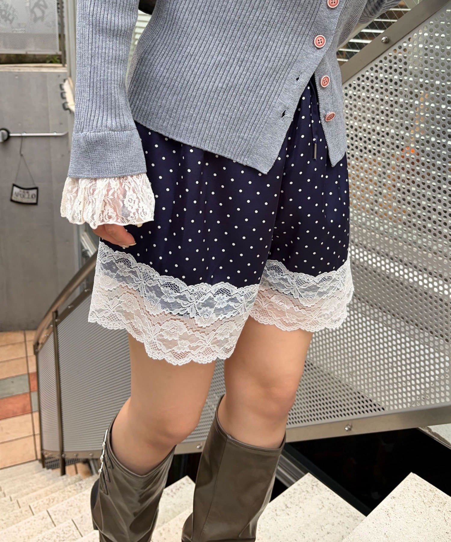 CIAOPANIC(チャオパニック) 配色レースヘムサテンドットショートパンツ