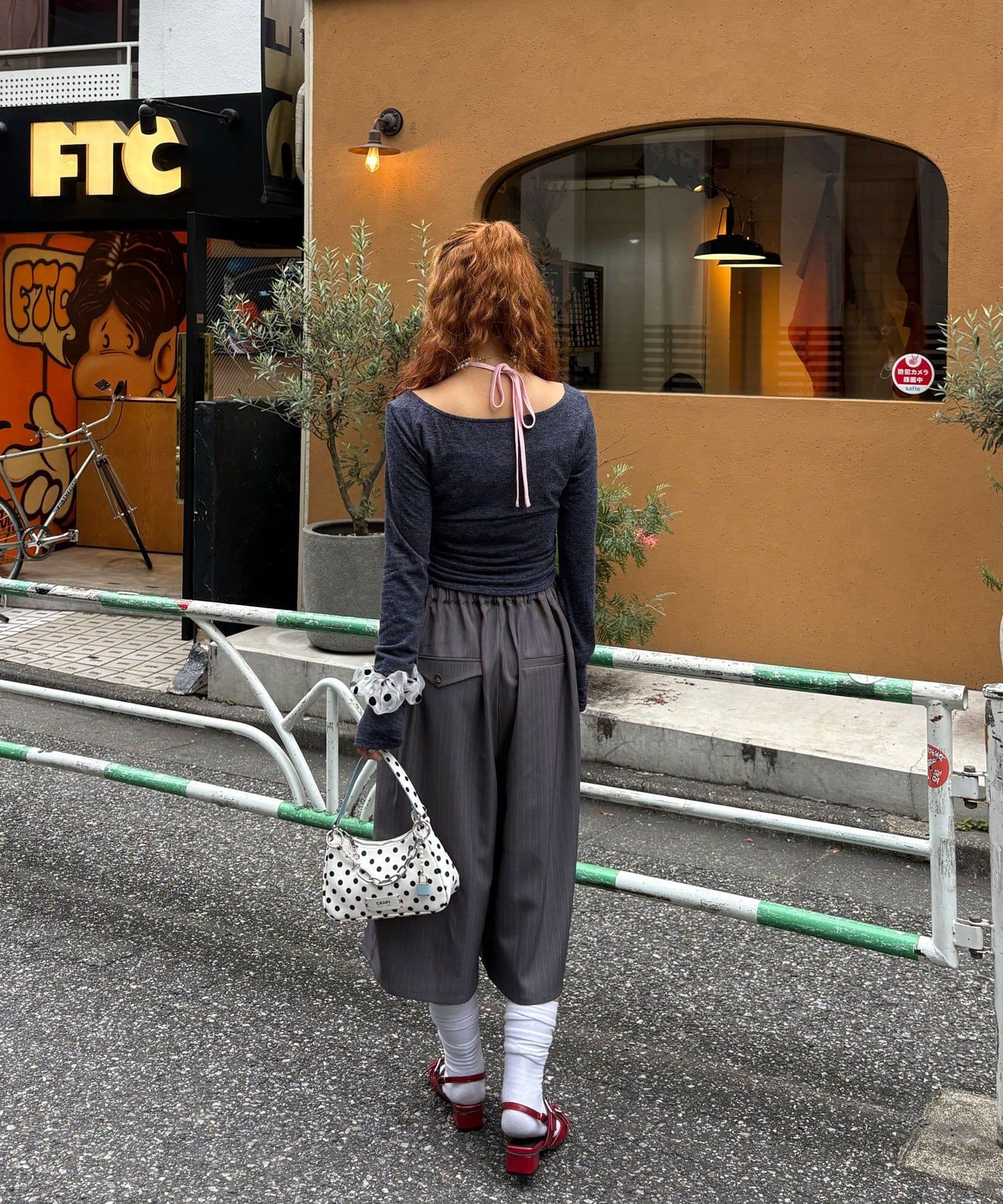 CIAOPANIC(チャオパニック) ハトメプリーツスラックスハーフパンツ