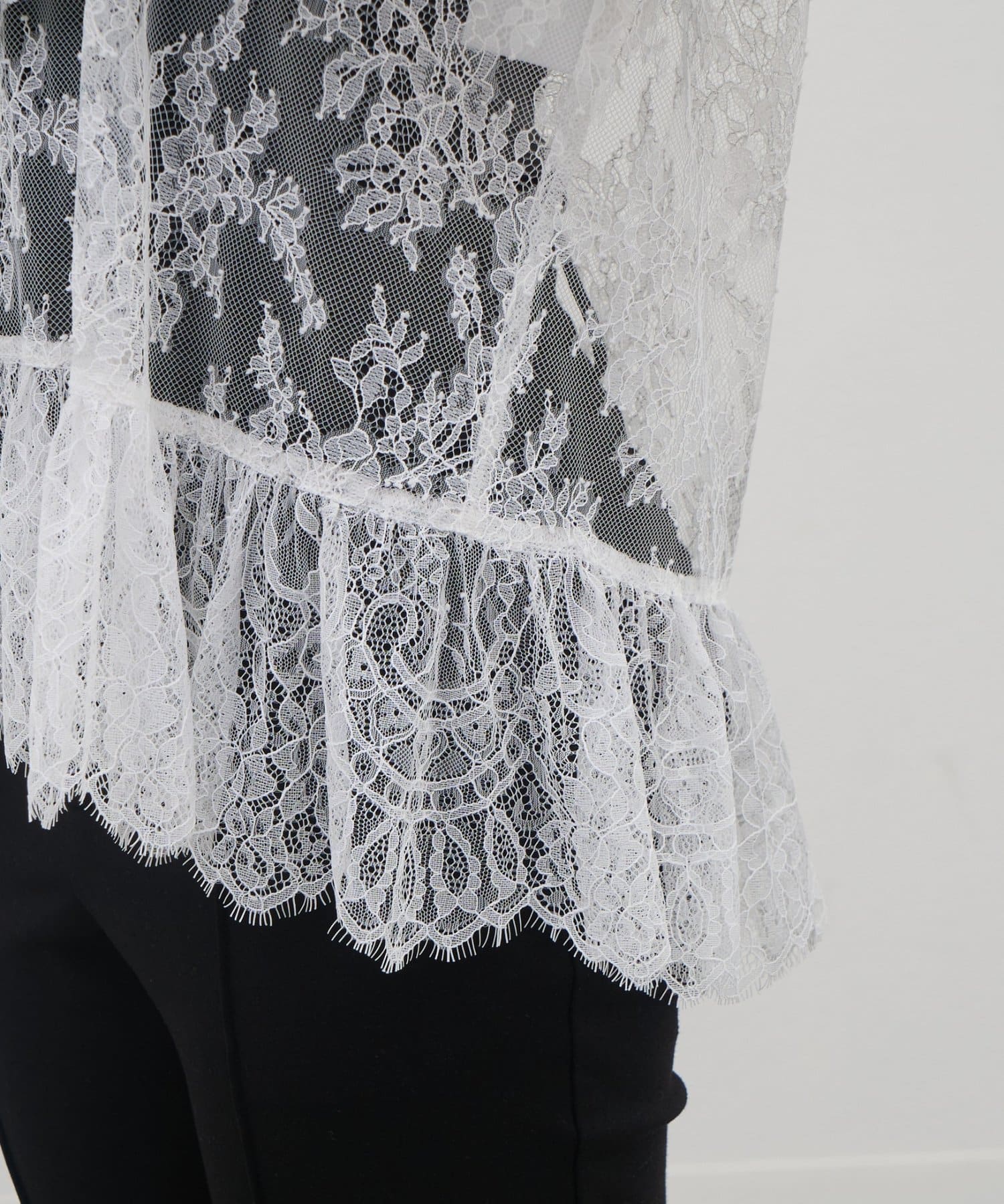 CIAOPANIC TYPY(チャオパニックティピー) 【26Winter展示会 出展商品】【willow】ラッフルレースチュニックブラウス