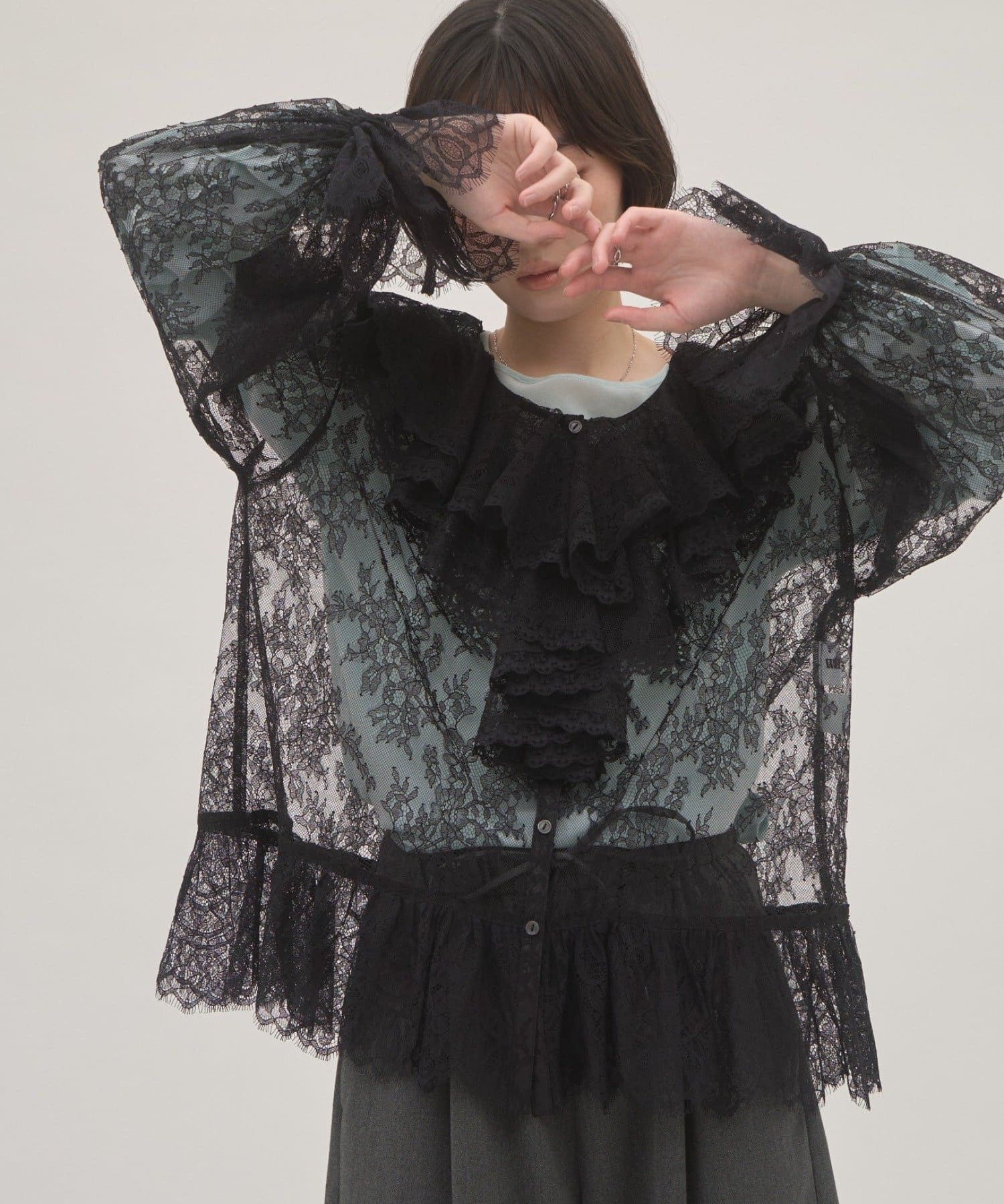 CIAOPANIC TYPY(チャオパニックティピー) 【26Winter展示会 出展商品】【willow】ラッフルレースチュニックブラウス