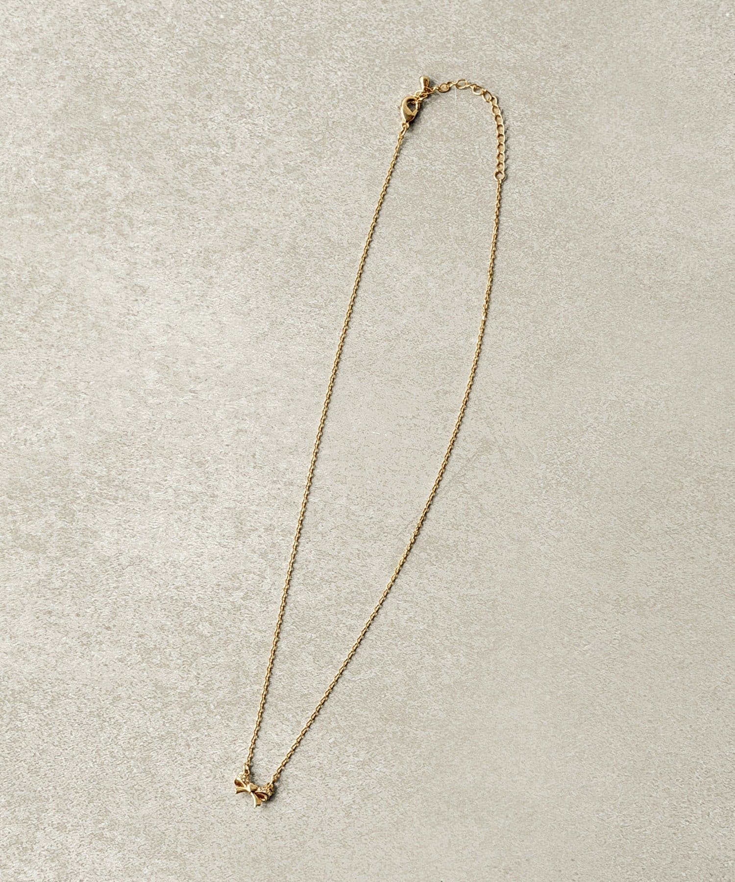 3COINS(スリーコインズ) リボンプチネックレス