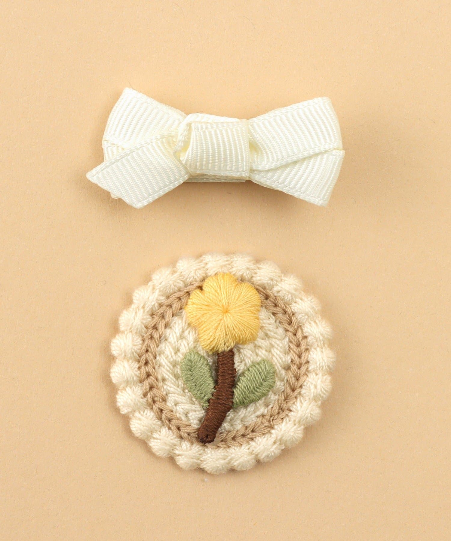 3COINS(スリーコインズ) 刺繍クリップ2個セット