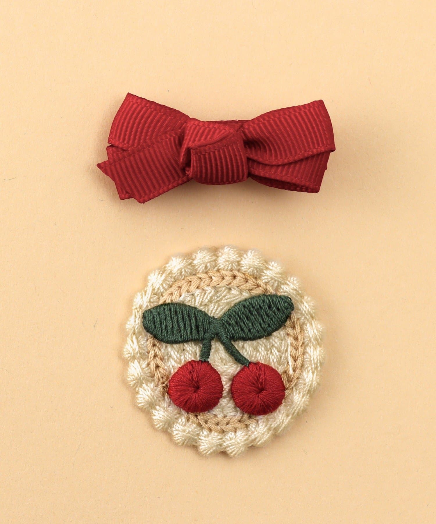 3COINS(スリーコインズ) 刺繍クリップ2個セット