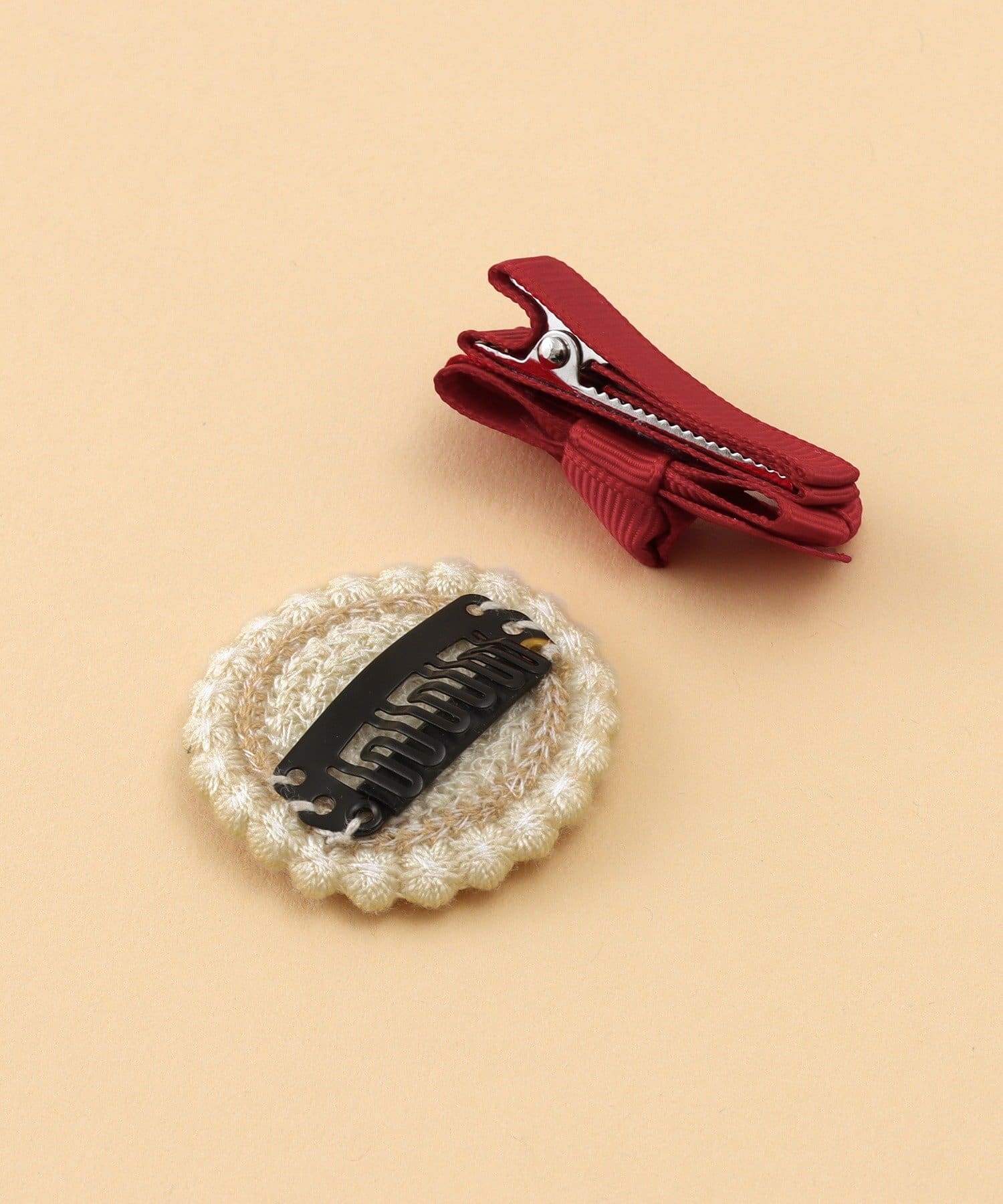 3COINS(スリーコインズ) 刺繍クリップ2個セット