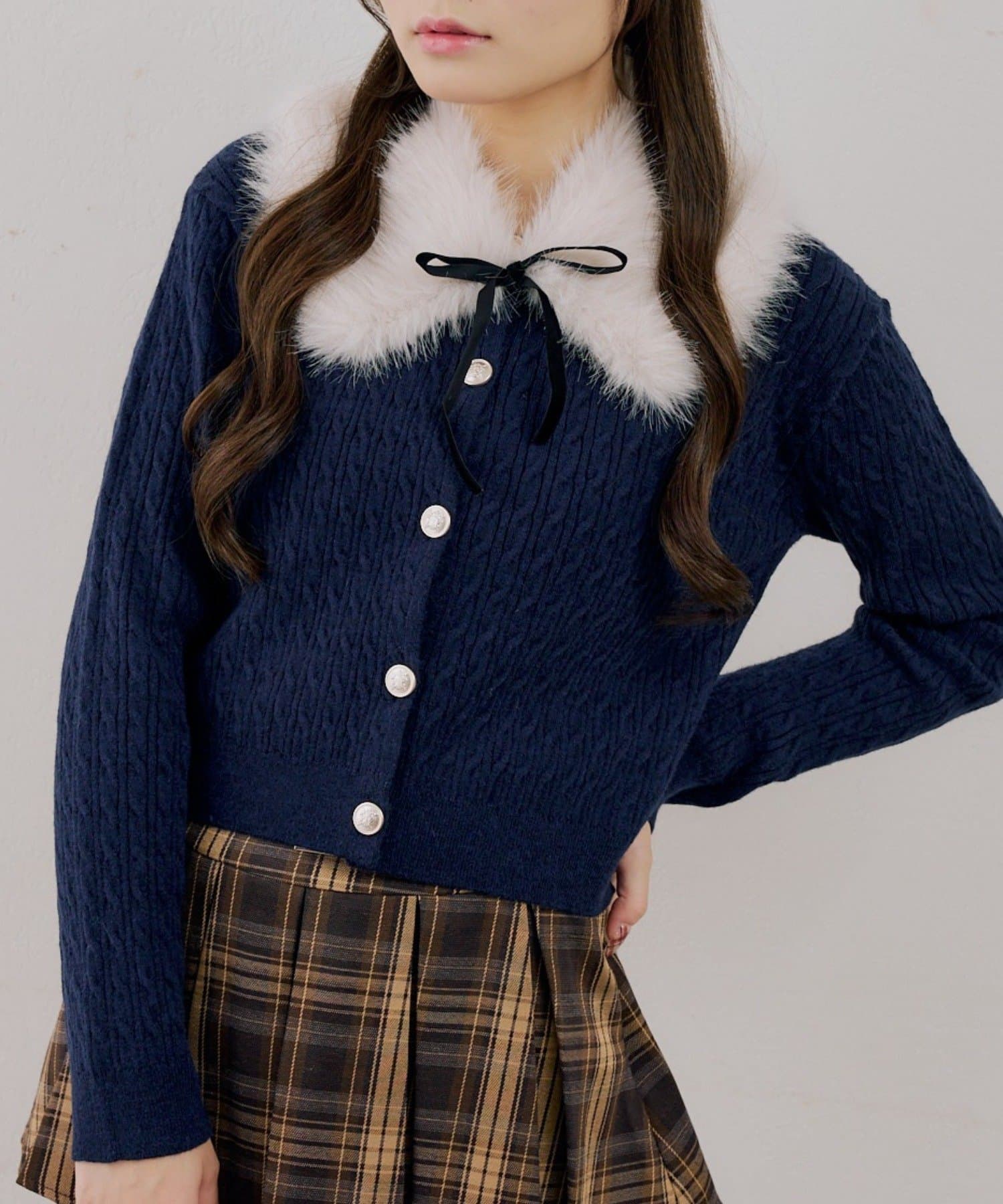NICE CLAUP / OLIVE des OLIVE OUTLET(ナイスクラップ  / オリーブ デ オリーブ アウトレット) 【ANOTHER BRANCH】ティペット付金釦ケーブルカーディガン