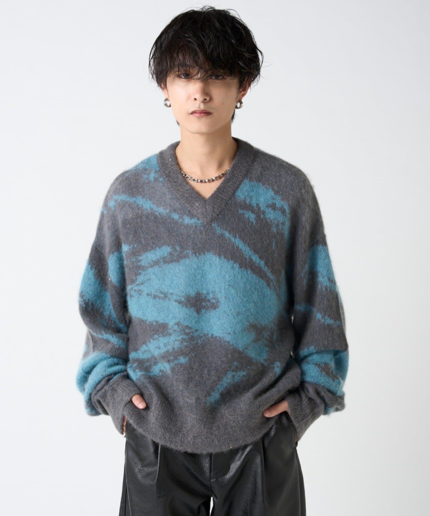 Lui's(ルイス) SURJENT モヘア混ジャカード Vネックニット