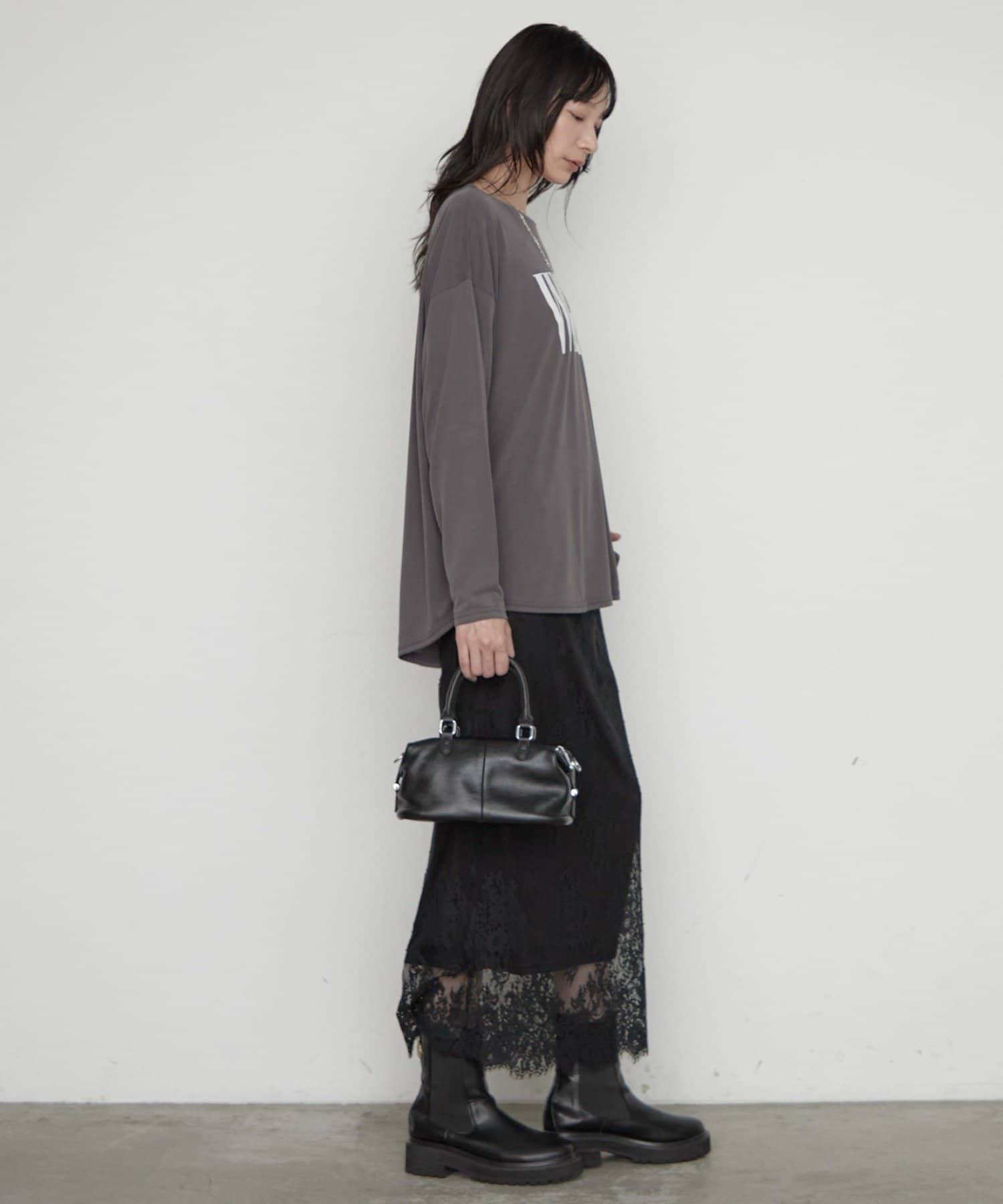 LOUNGEDRESS(ラウンジドレス) 《さらっとした着心地》WORTHロゴロンT