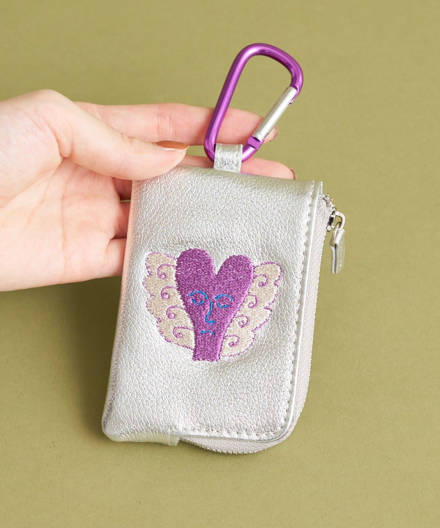 BIRTHDAY BAR(バースデイバー) norahi x BIRTHDAY BAR  リアルレザー刺繍パスケース