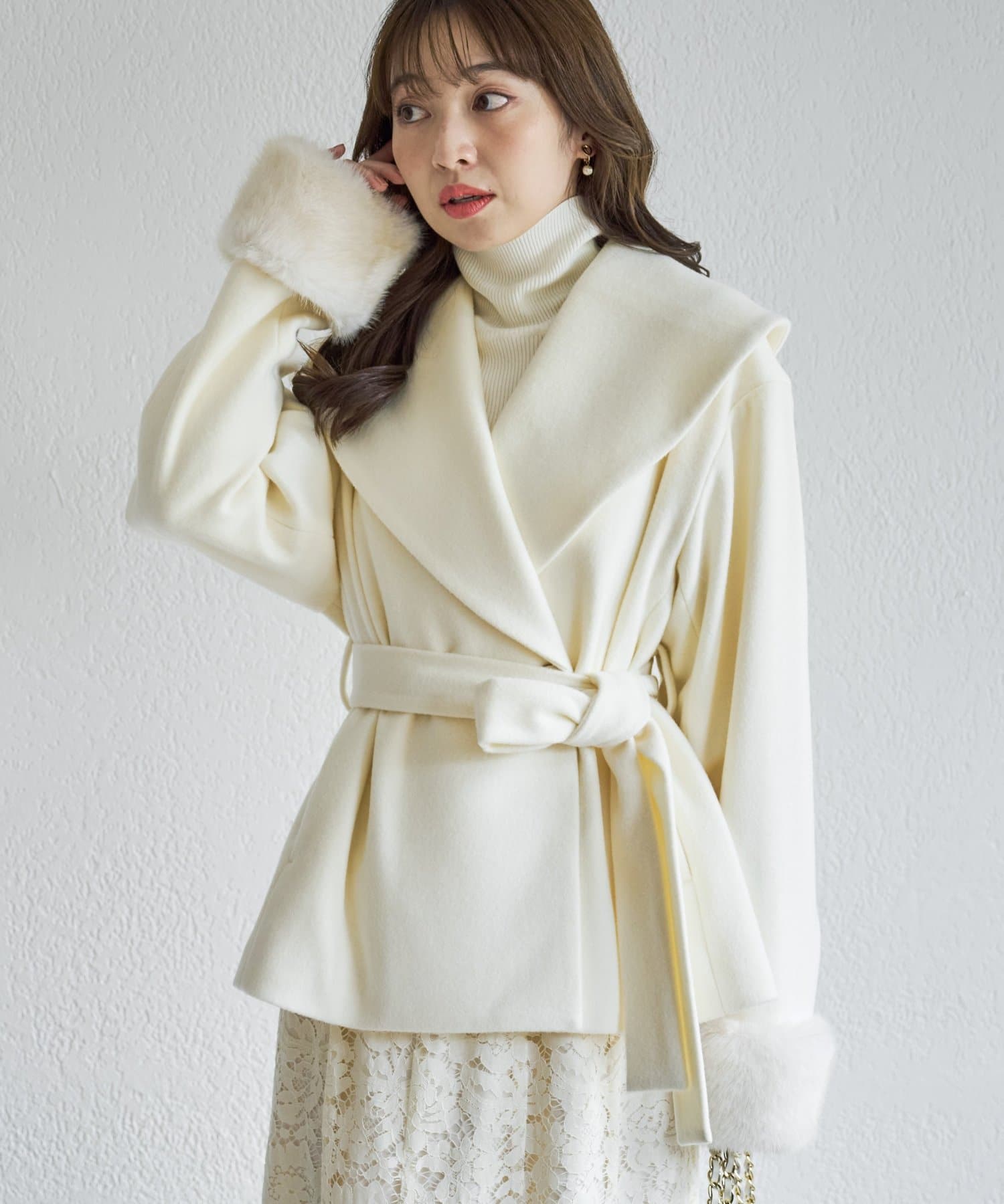 La boutique BonBon(ラブティックボンボン) 【最強モテコート】ファー付きショールカラーショートコート