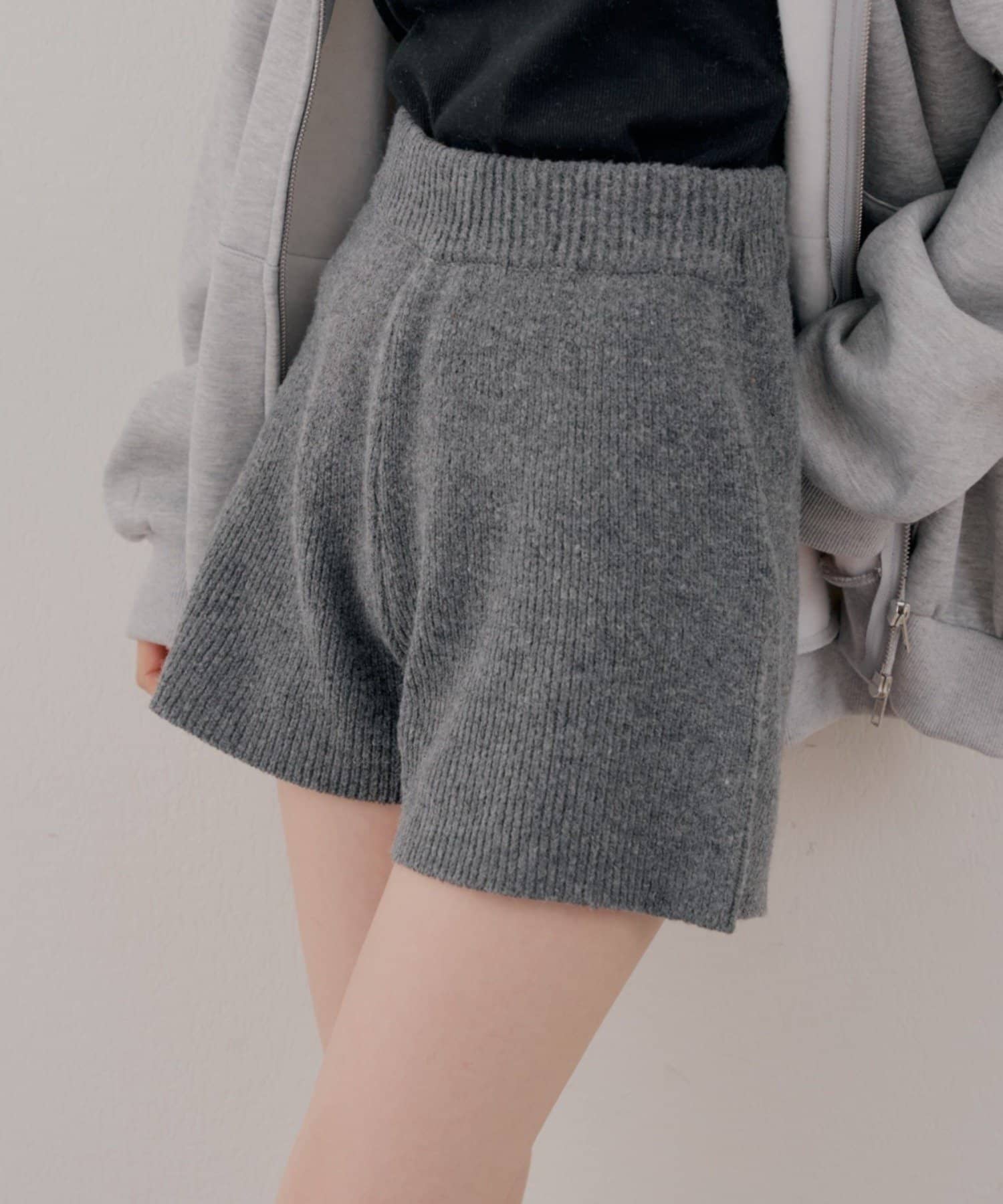 NICE CLAUP / OLIVE des OLIVE OUTLET(ナイスクラップ  / オリーブ デ オリーブ アウトレット) 【continuer】 ニットショートパンツ
