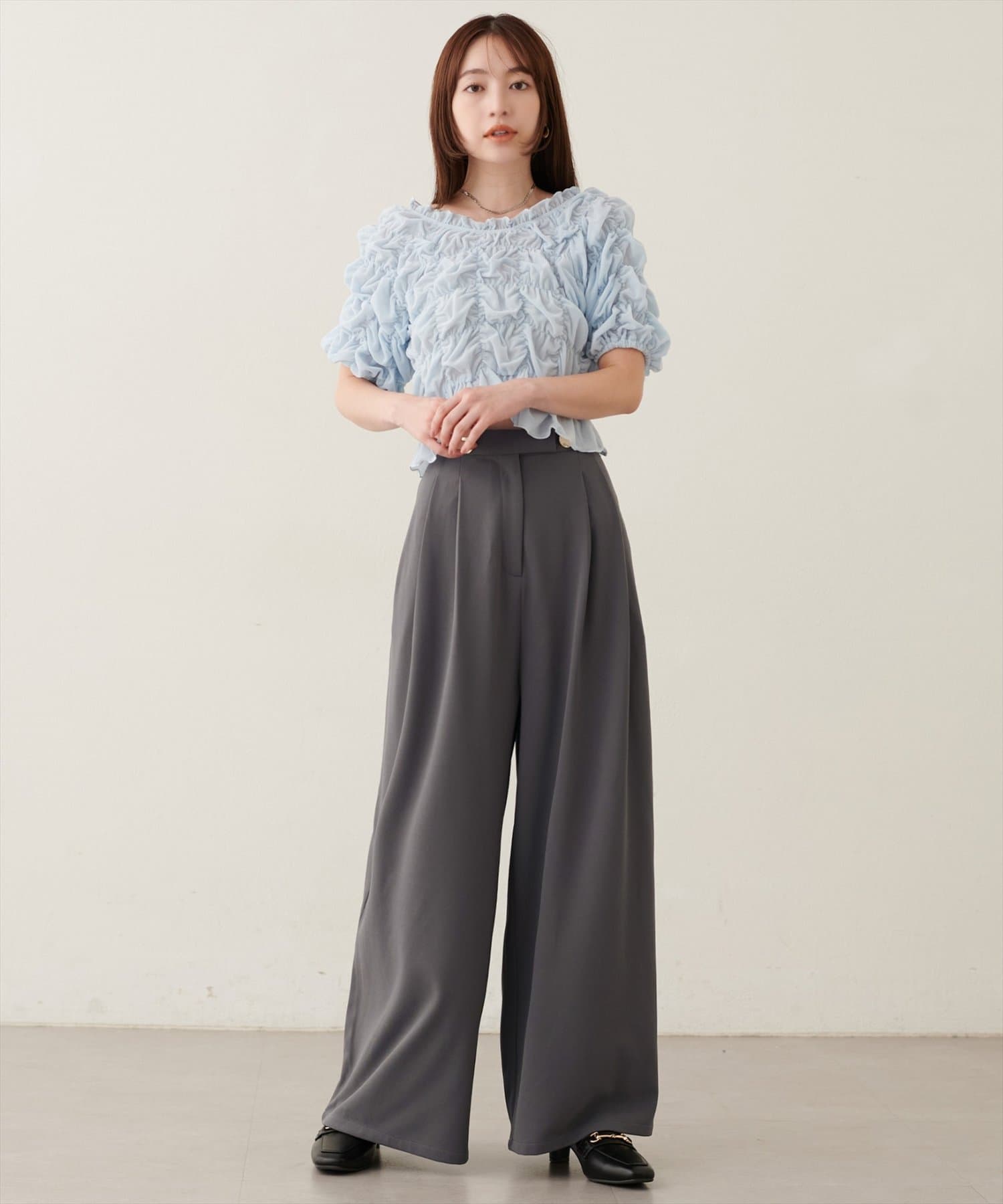 natural couture(ナチュラルクチュール) 〈canami〉金釦カットジョーゼットタックワイドパンツ