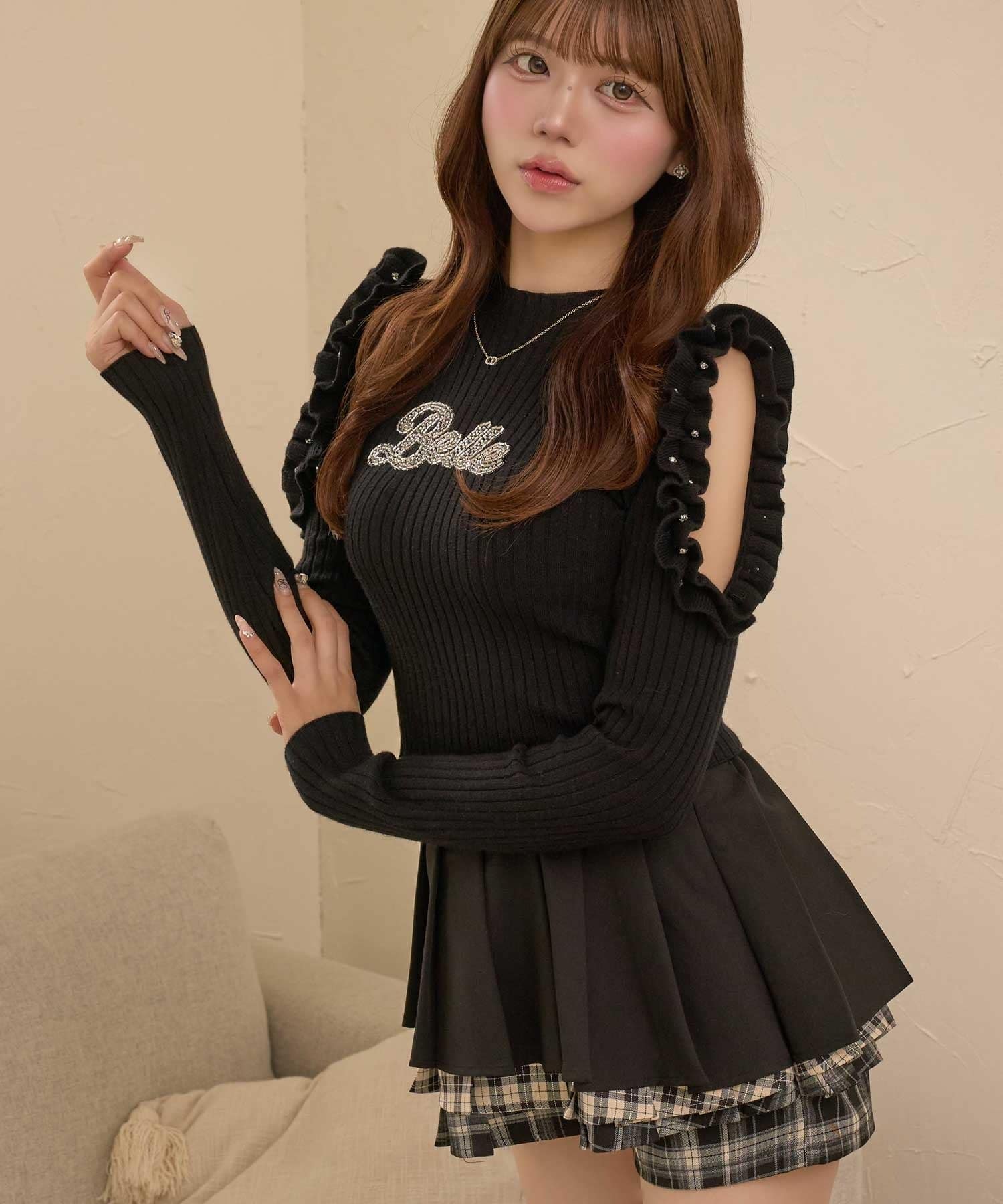 Belle Charme(ベルシャルム) Bijou Logo Frill Knit
