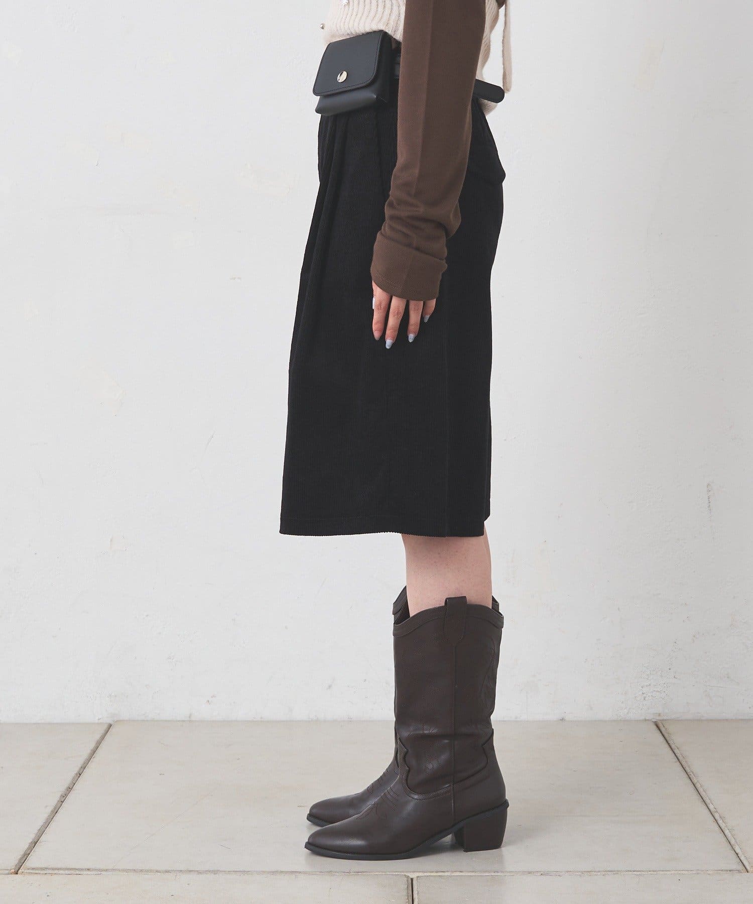 OUTLET(アウトレット) 【Kastane】ポーチベルト付きコーデュロイバミューダパンツ