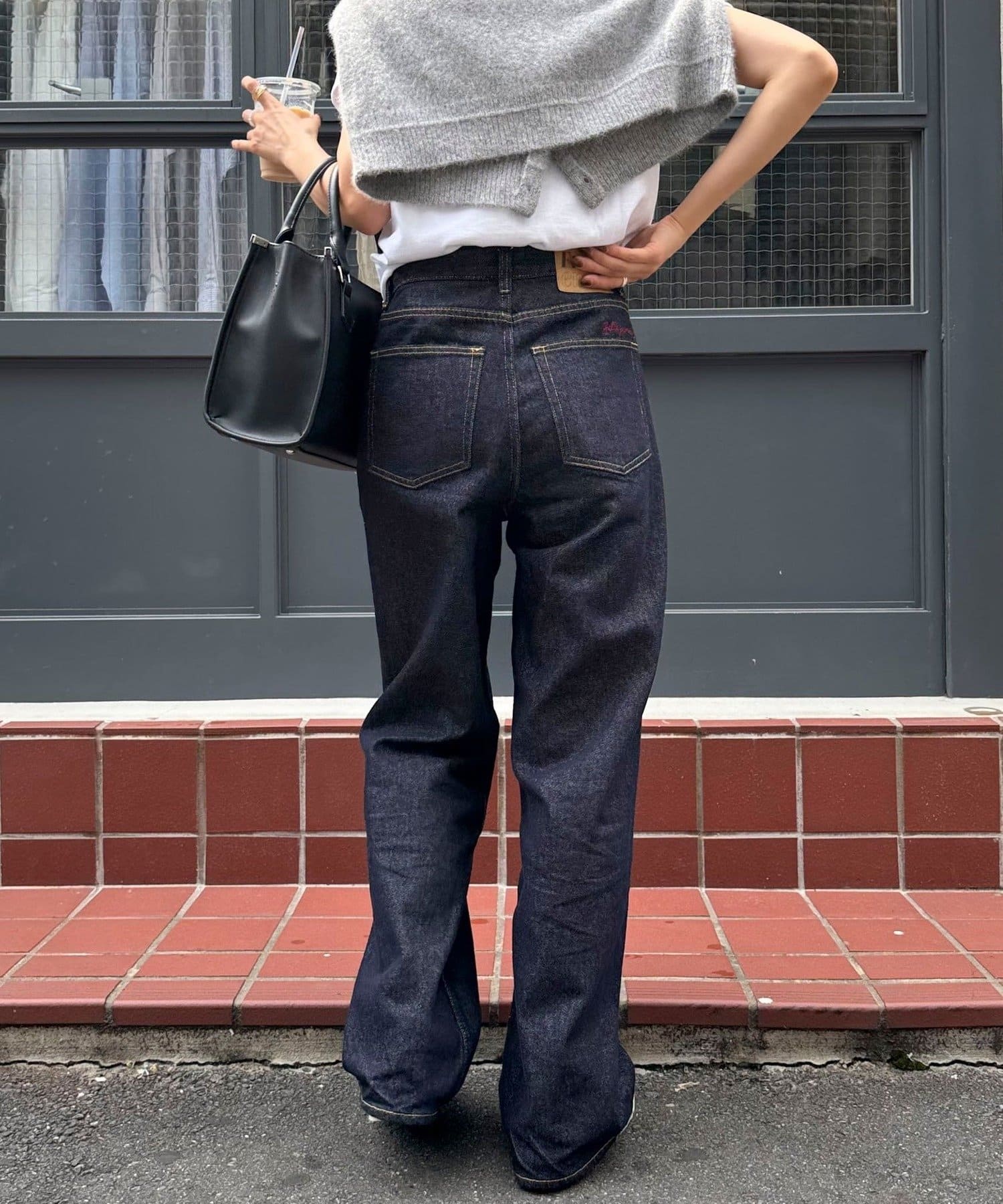 FREDY & GLOSTER(フレディ アンド グロスター) 【@sora_522m企画】ロゴ刺繍入りストレートデニムパンツ