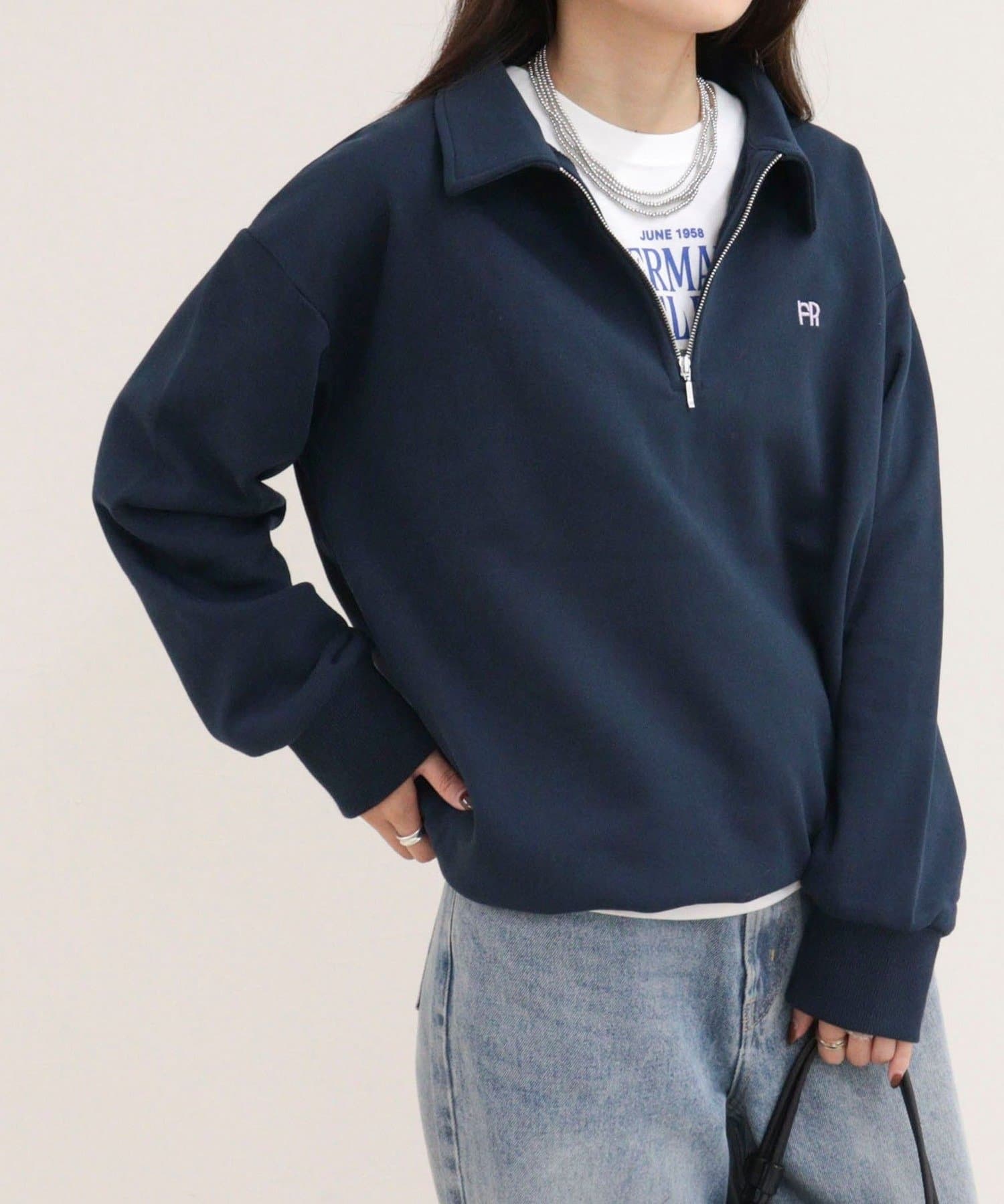 FREDY & GLOSTER(フレディ アンド グロスター) FR刺しゅう衿付きハーフZIPスウェットプルオーバー