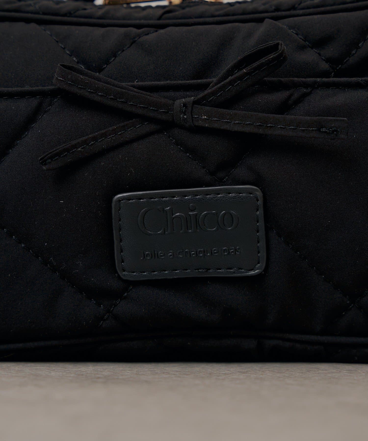 Chico(チコ) 【トラベルグッズ】キルティングデザインメイクポーチ