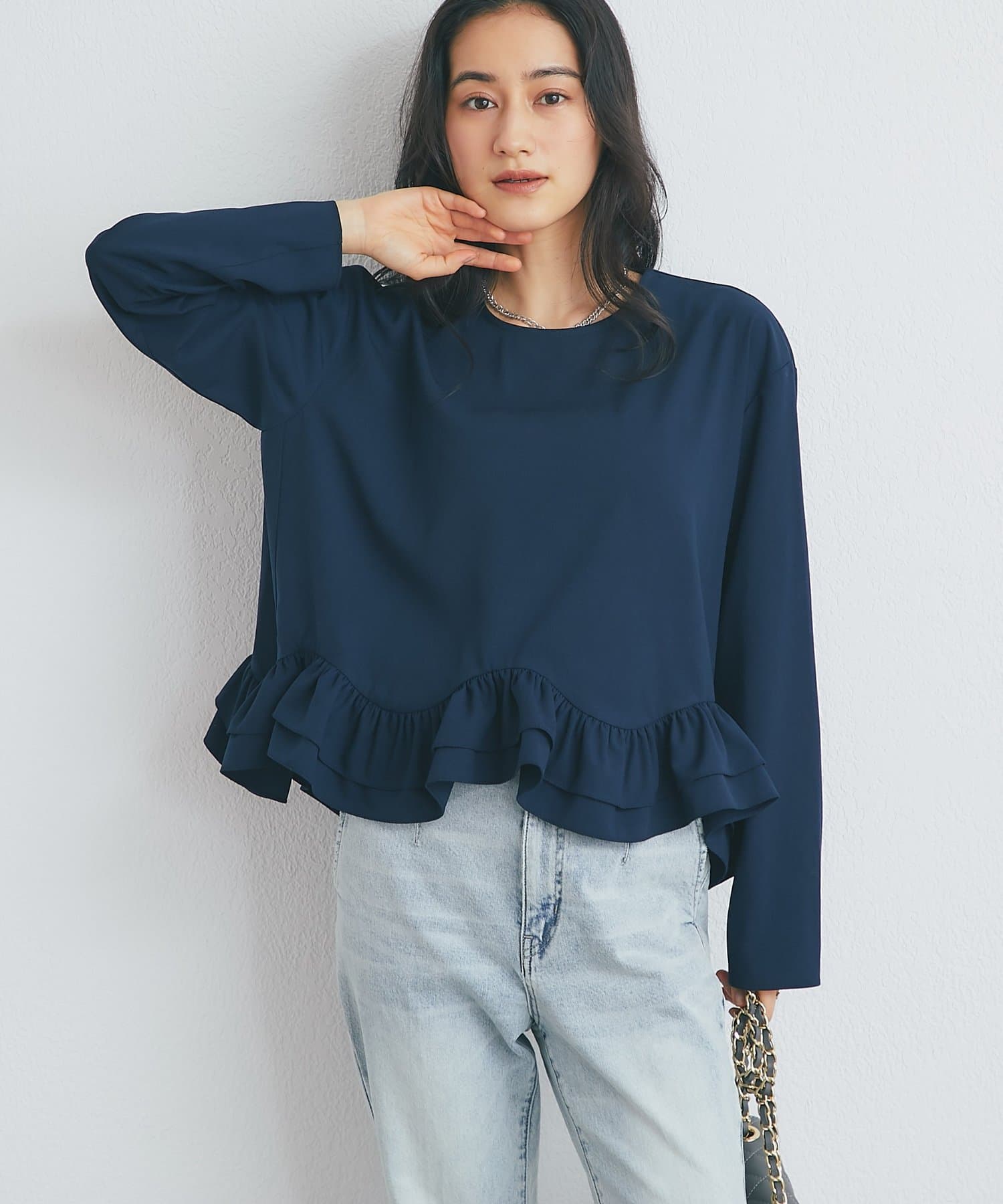 La boutique BonBon(ラブティックボンボン) ジョーゼットランダムペプラムブラウス